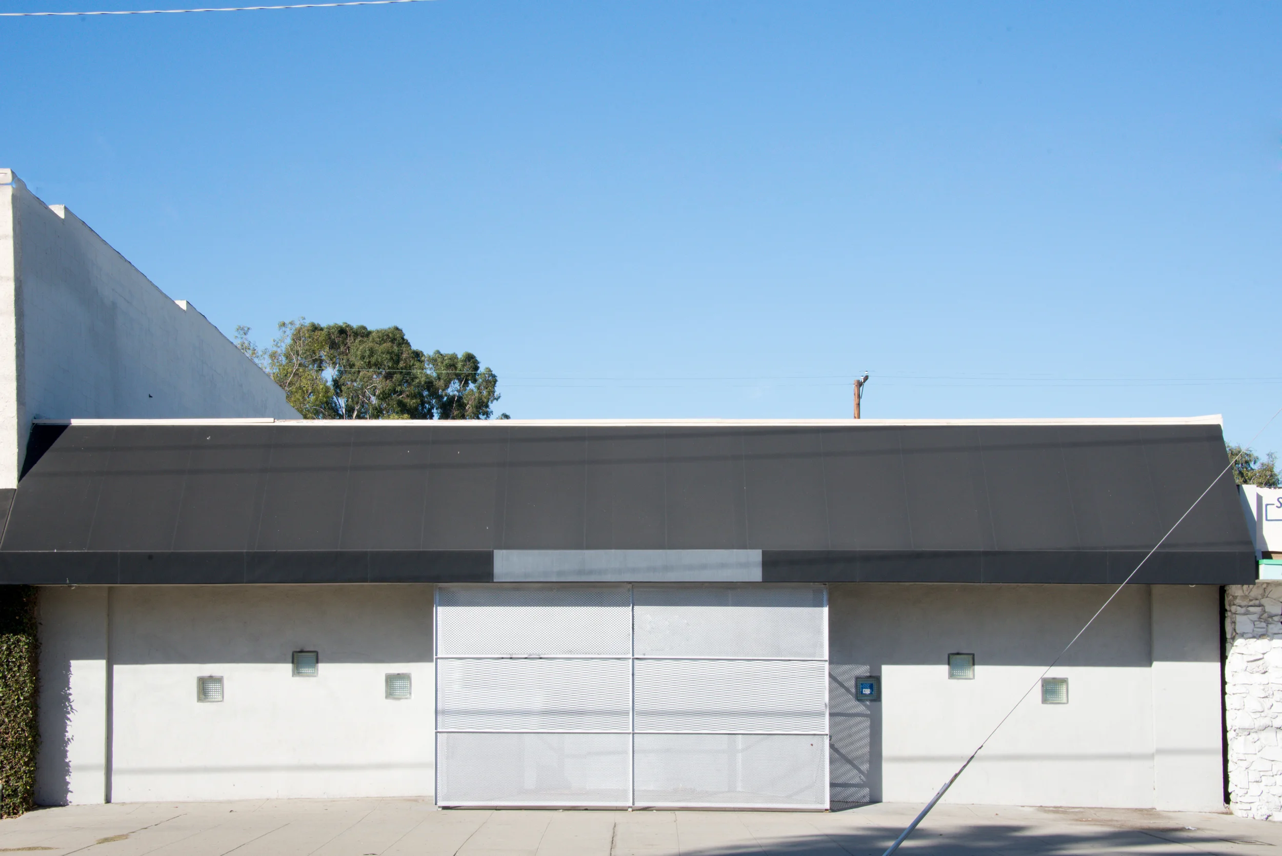 10707Burbank-001.jpg