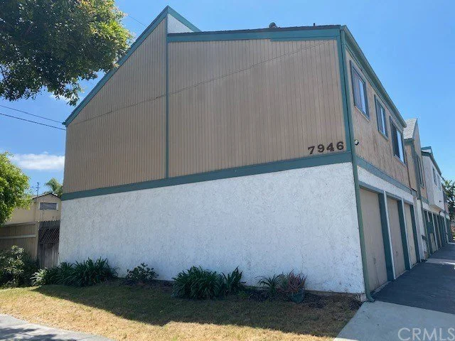 7946 Aldrich Ave, Huntington Beach, CA, 92647
