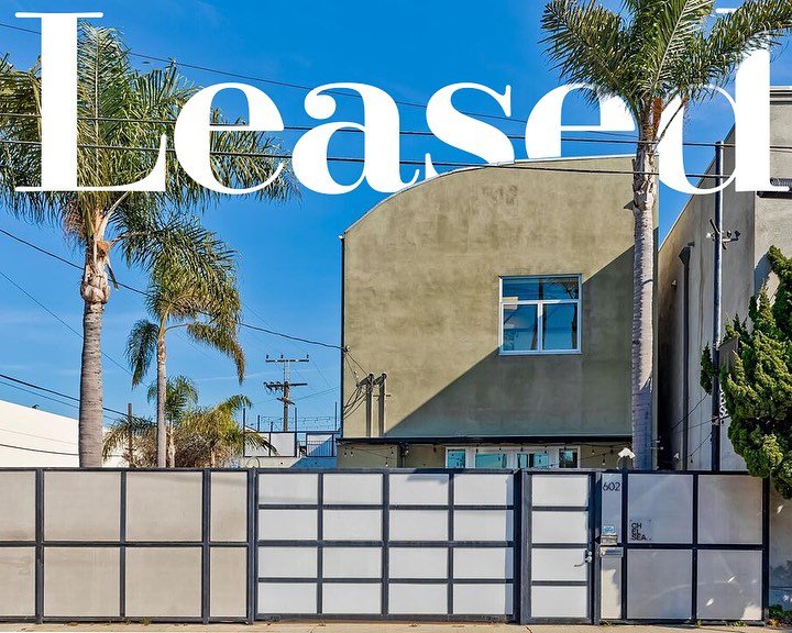 Venice Beach now Wellness Beach | Lease secured! 🌊 💪🏻 🌴 

Thrilled for our client who will be opening the doors of their LA office in Venice Beach! 2,000 SQ FT of spectacular live-work space including private outdoor patio, polished concrete floo