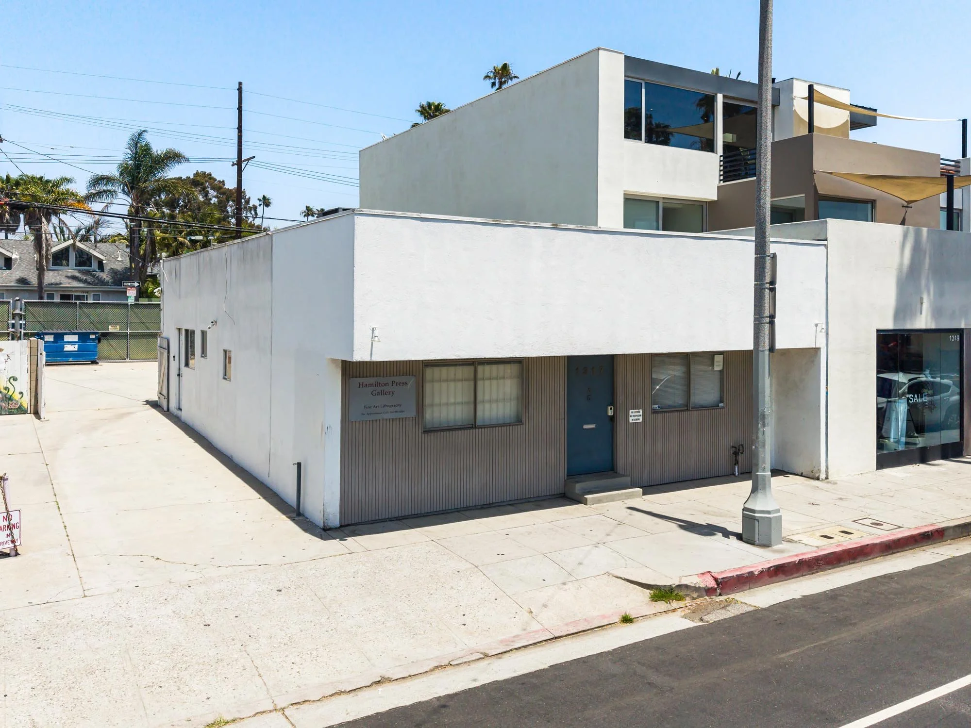9.5 1317 Abbot Kinney .jpg