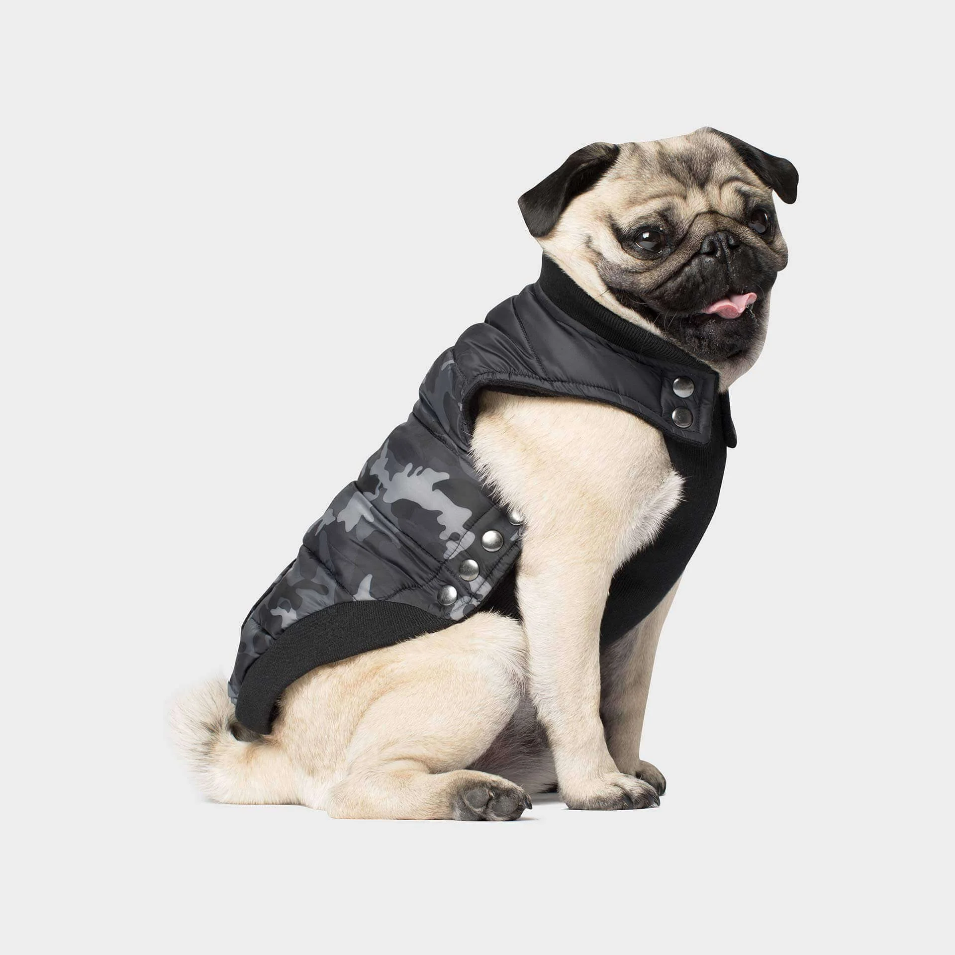 canada-pooch-black-camo-summit-stretch-dog-vest-side-view-color_113.jpg
