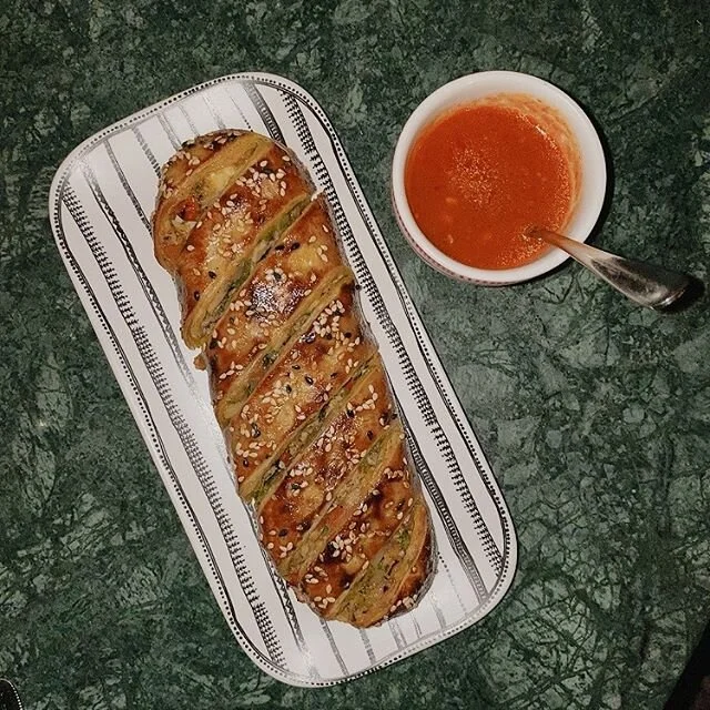 Loved the vibe at @ninivedubai  last night. The chicken durum delicious and the appetizers in general were the shining stars on their menu although it was first time trying lobster tagine and it went beautifully with the vegetable couscous. I would d