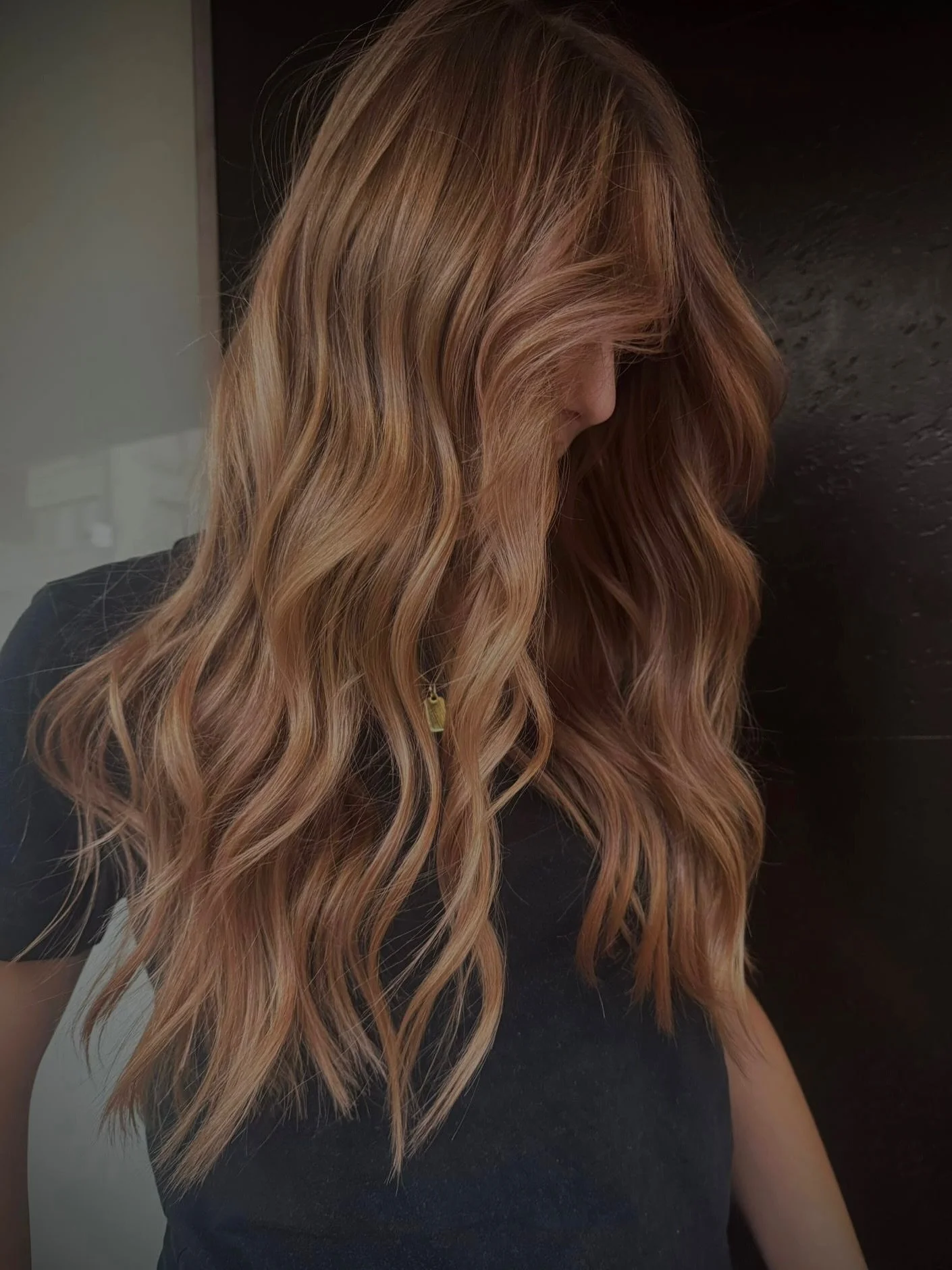 Magnifique balayage + wavy by Gok 

19th Avenue coiffure 

📍Eaux-vives : Rue Fran&ccedil;ois-Versonnex 19 / +41 22 736 48 56

📲 Appelez-nous ou prenez rdv en ligne d&egrave;s maintenant ! 

#19thavenue #coiffeurgeneve #coiffeurgen&egrave;ve #salond