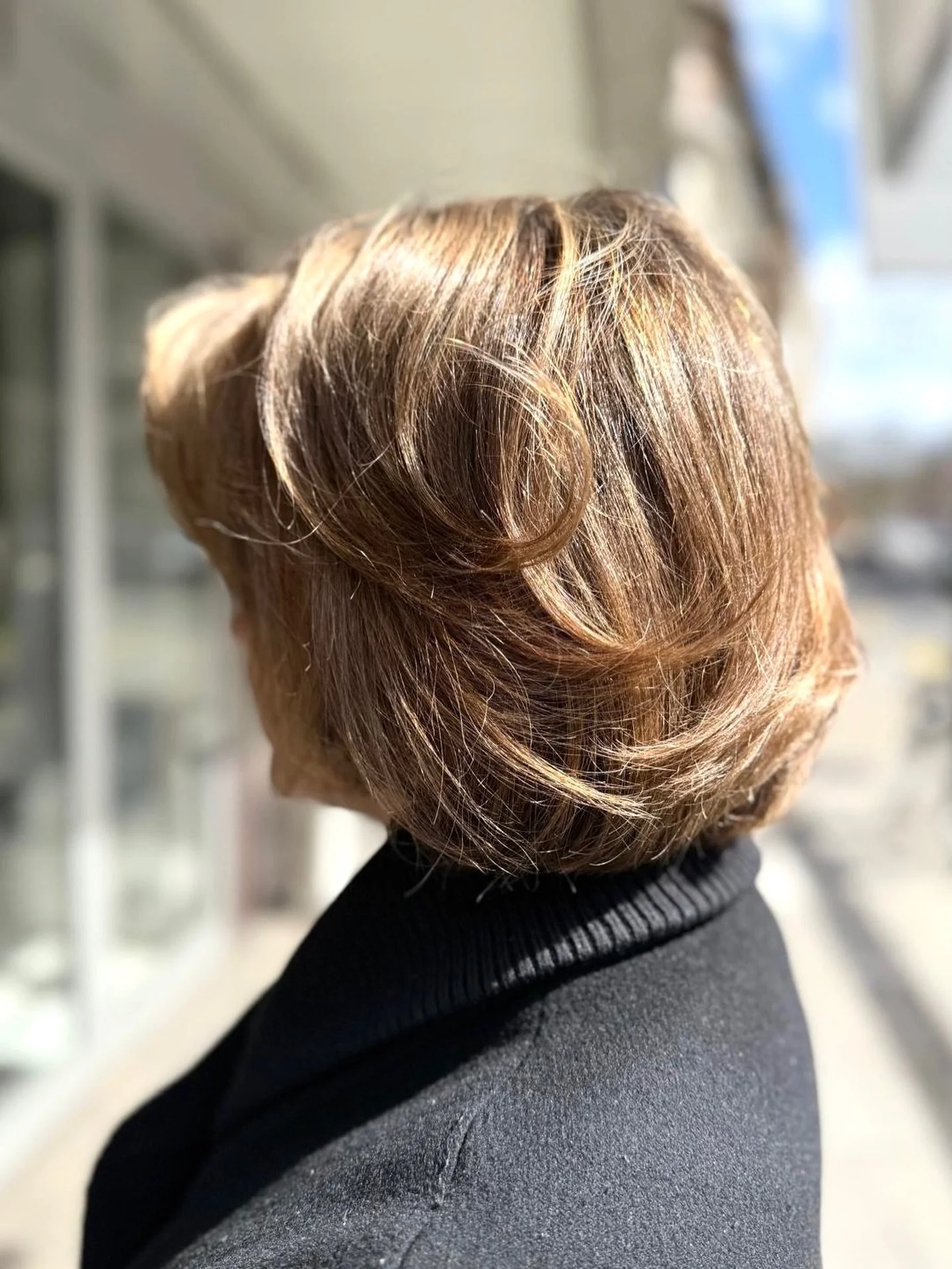 Tr&egrave;s joli balayage blond beige par Laila 💫
Coupe et brushing French bob par Gok 

19th Avenue coiffure 

📍Rue Fran&ccedil;ois-Versonnex 19 - 1207 Gen&egrave;ve
📞&nbsp;+41 22 736 48 56
📲 Prise de rdv en ligne ou par t&eacute;l&eacute;phone 