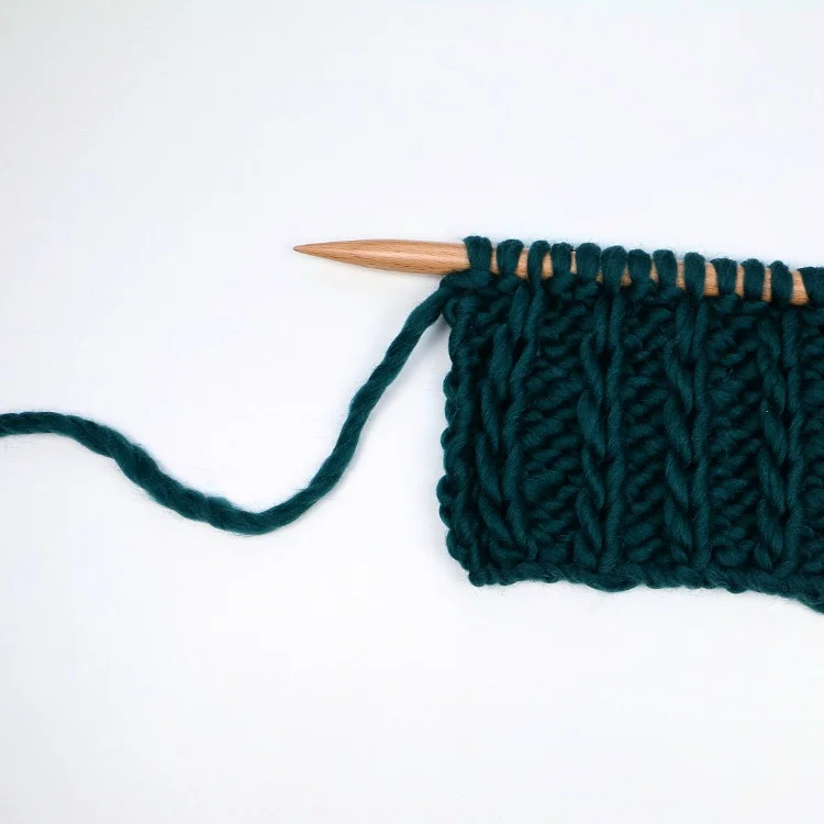 Les côtes 1x2 à mailles glissées - The 1x2 raised rib stitch