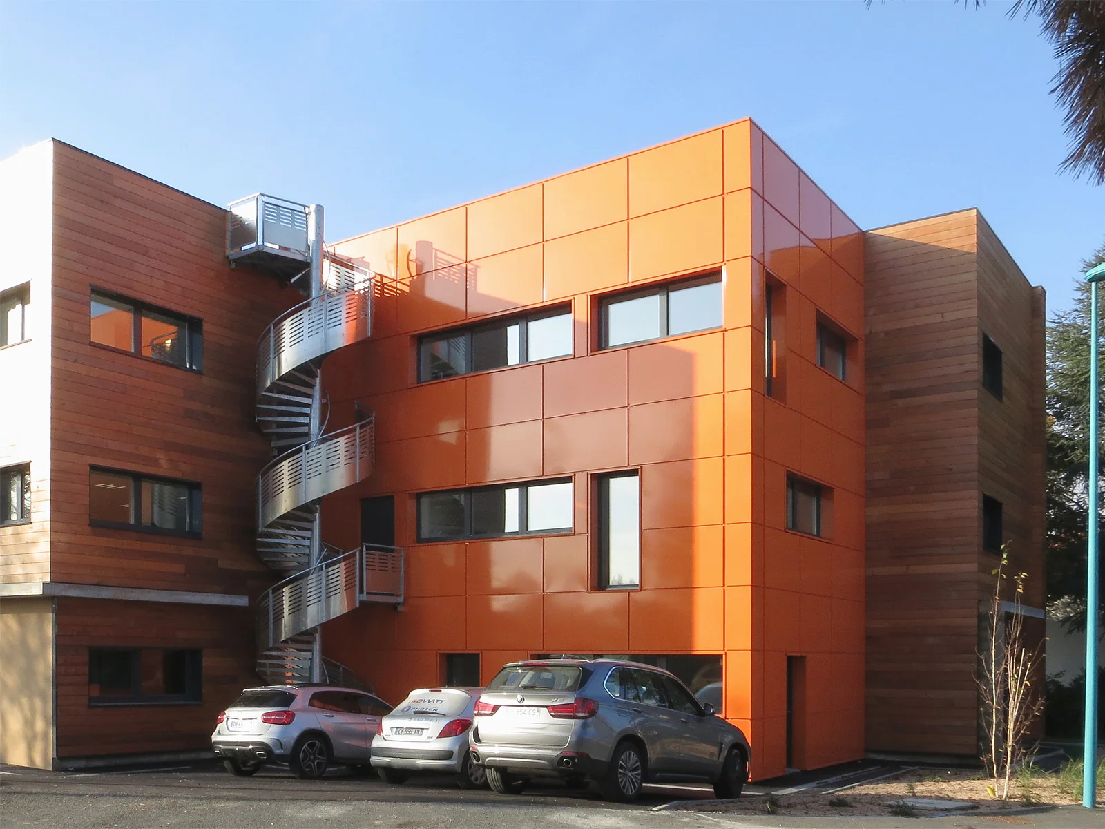 141122_isowatt_01.jpg