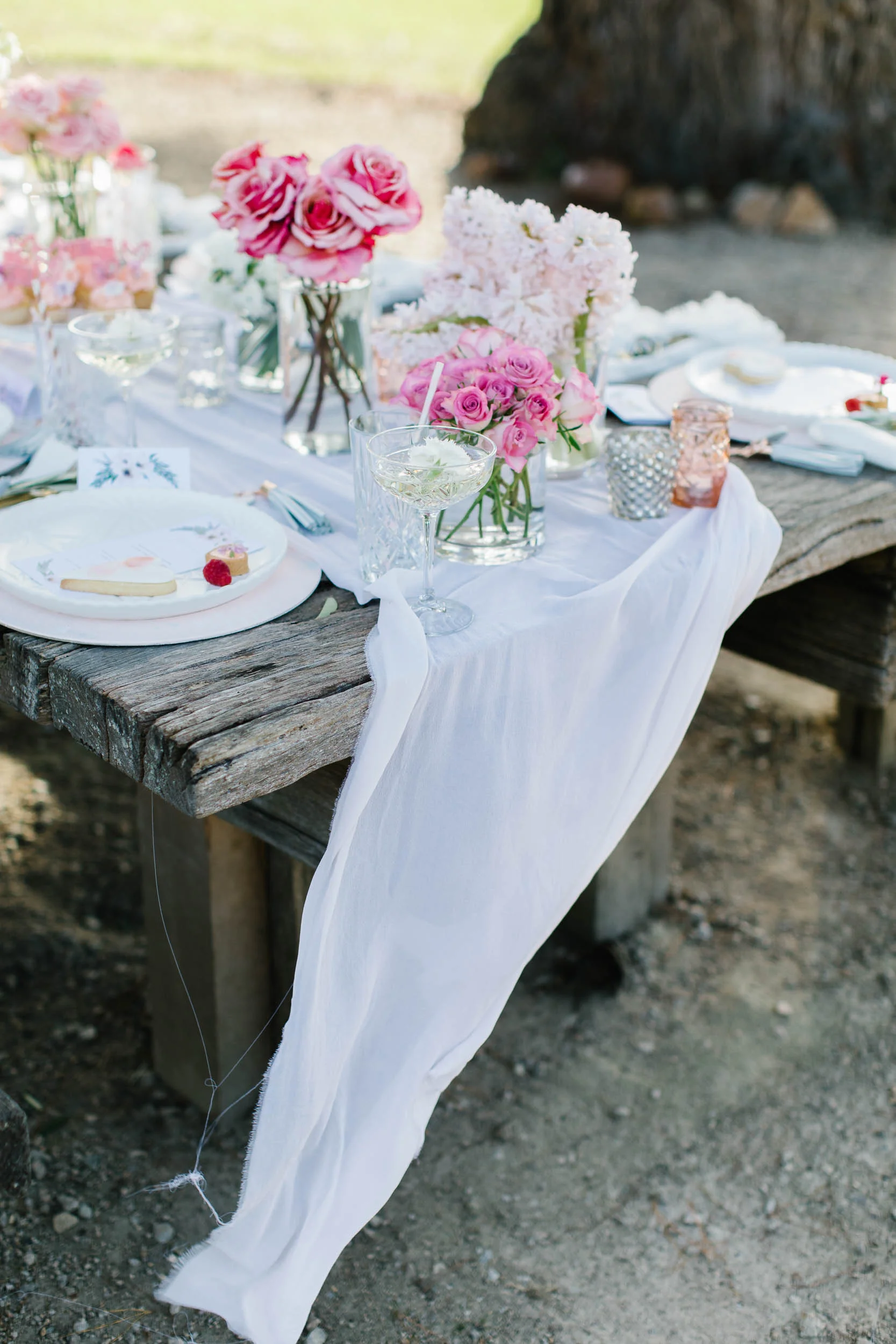 Kas-Richards-Party-with-LENZO-Olivia-Molly-Rogers-Hens-Day-Inspiration-102.jpg