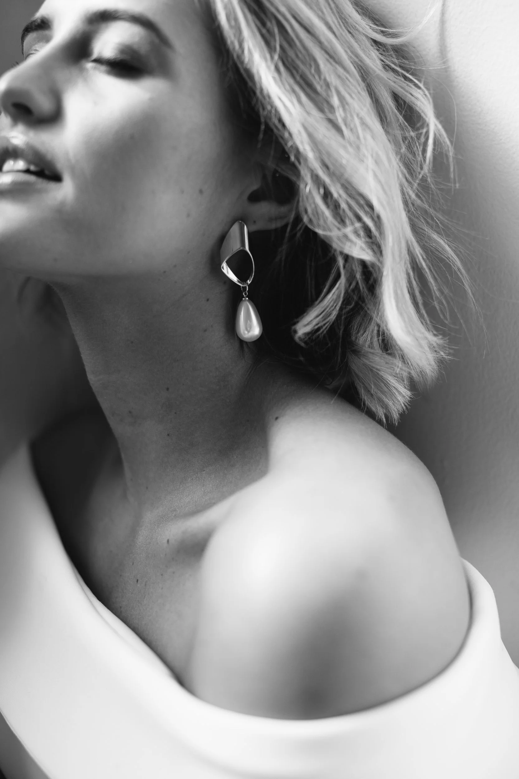 Kas-Richards-Editorial-Photographer-Amelie-George-Bridal-Jewellery-Melbourne-02.jpg