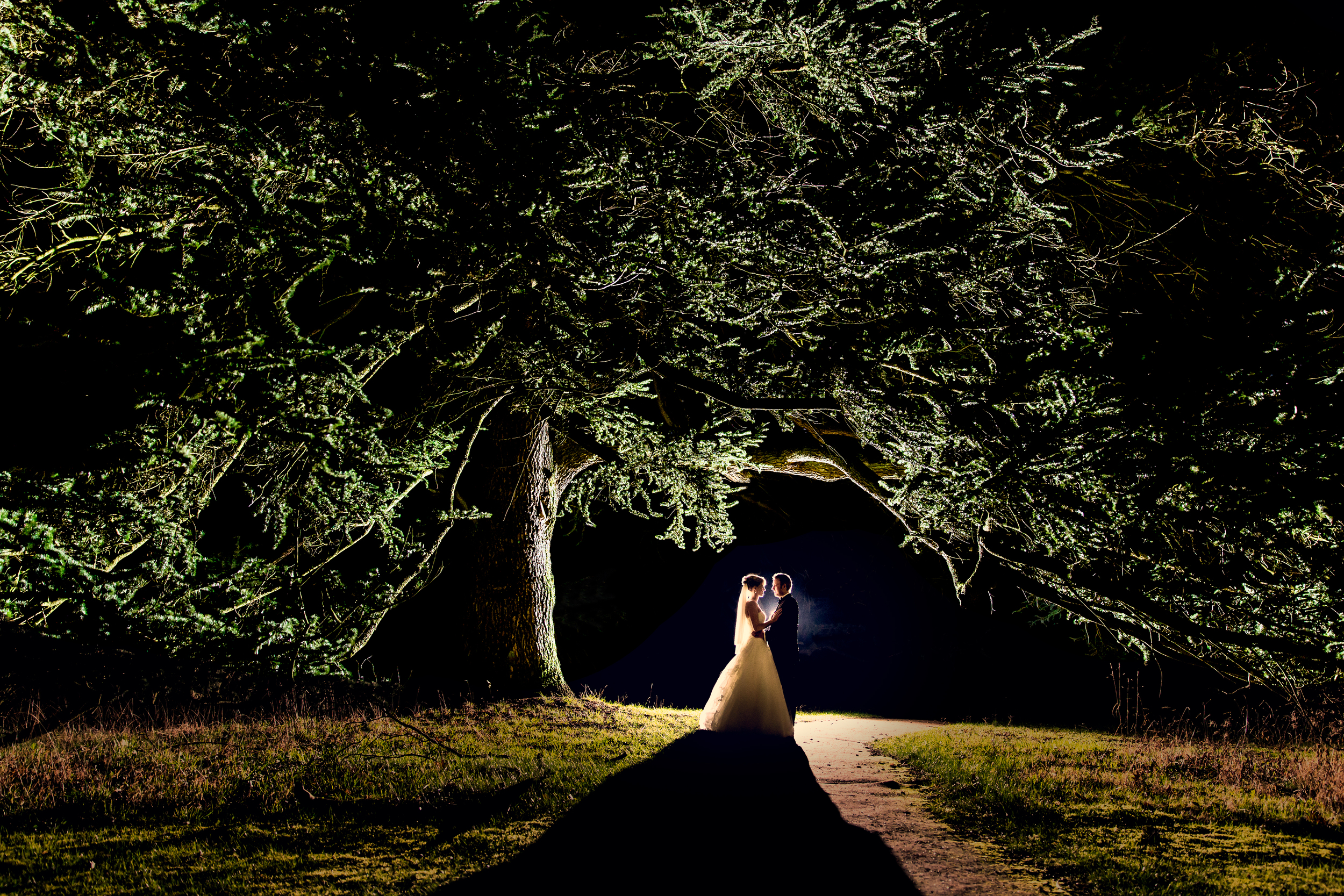 The perfect spot for a stunning wedding photo