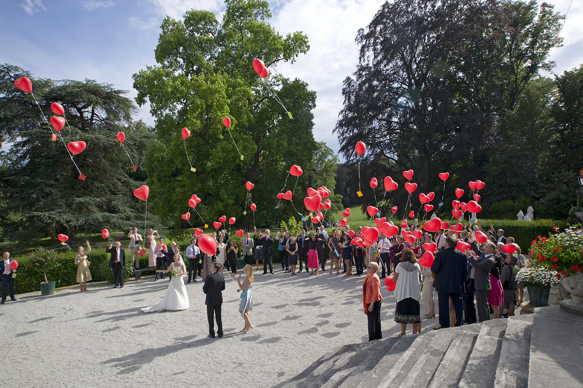 Wedding hearts on the Schlosshotel Kronberg domain 