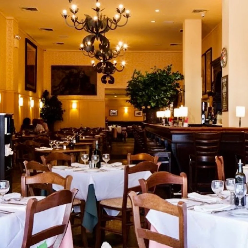 Lagunadining room.jpeg