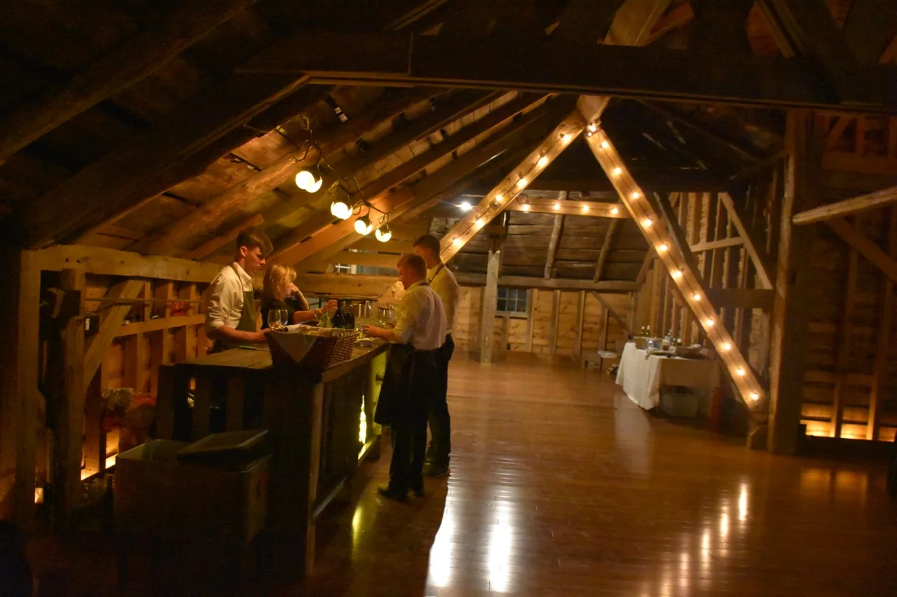 SettingUptheBar.jpg