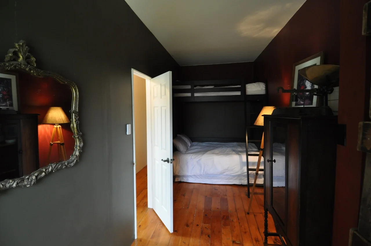 BunkBedRoom_sleeps4to5.jpg