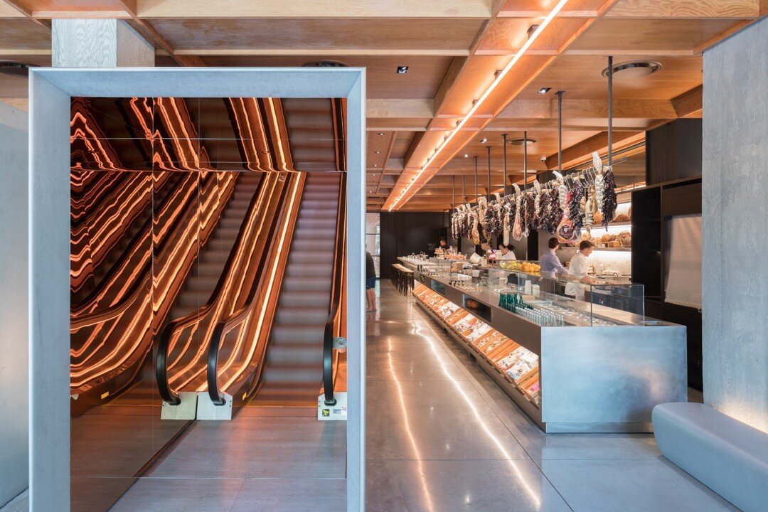 PUBLIC Hotel.........with @ianschrager @herzogdemeuron 

#argosydesigns #argosynorth #argosyproductdivision #customarchitecturalmetalwork #custommetalwork #stainlesssteel #unique