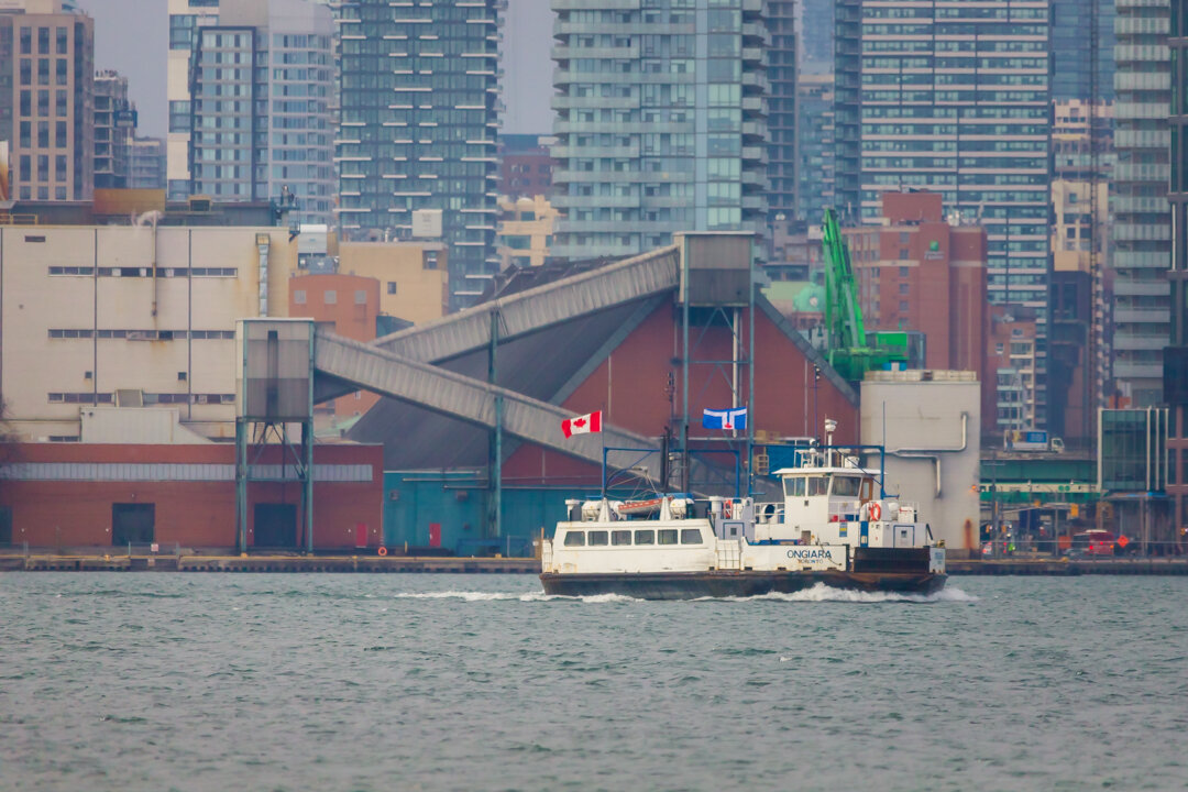  A view of The Ongiara on route to Ward’s Island.  