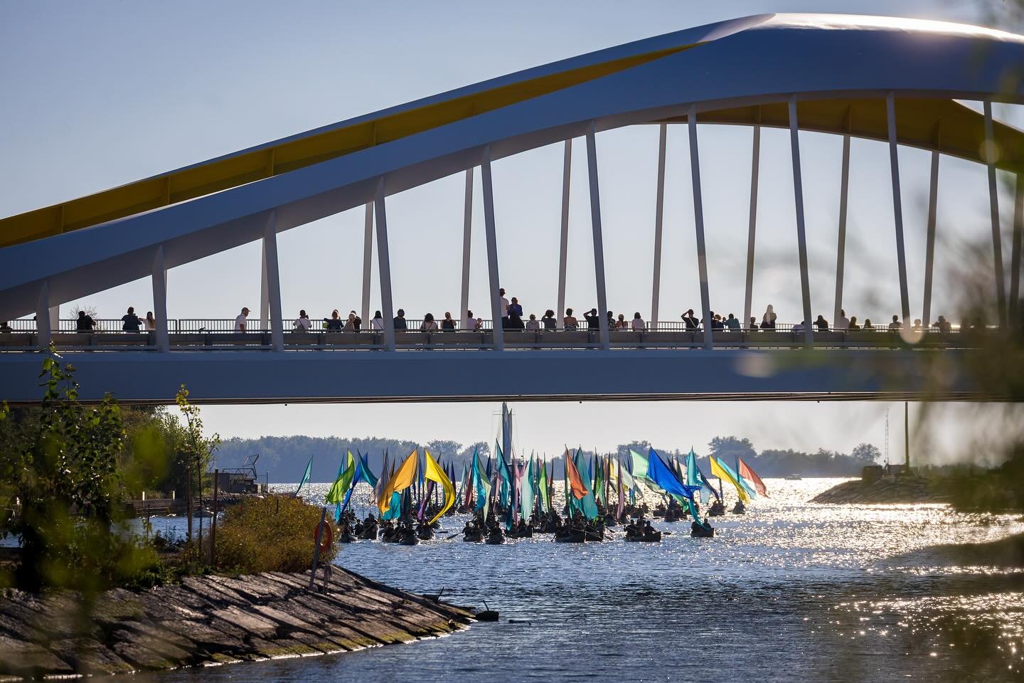 Today the waterfront turned into a living painting &mdash; dozens of canoes with sails drifting under the Cherry Street Bridge. Absolutely magical 💙🌊

#ALakeStory #MelissaMcGill #TheBentway #WaterFallFestival #TorontoWaterfront #CherryStreetBridge 