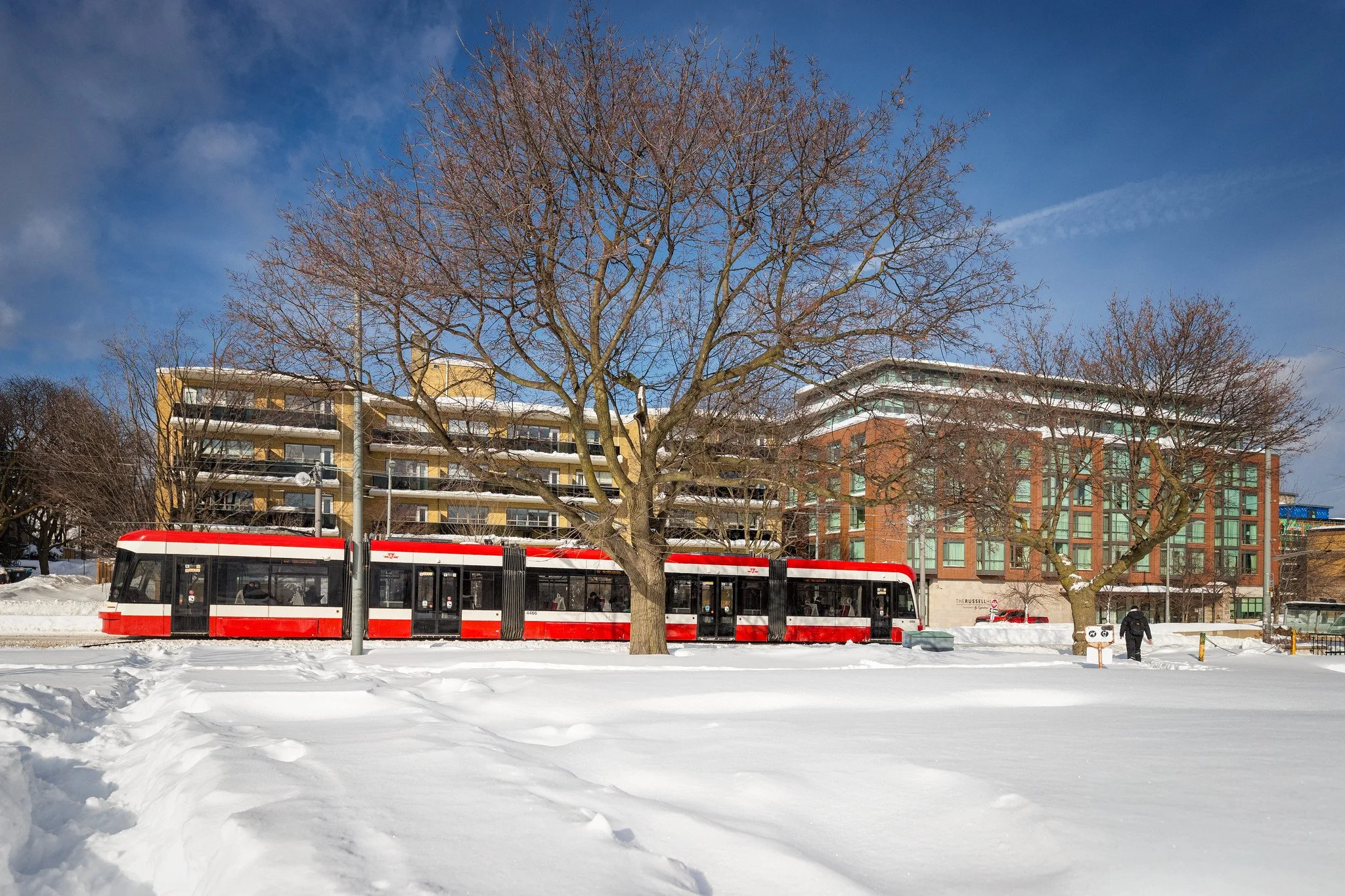 TTC 512 St Clair Streetcar at Sir Winston Churchill Park
