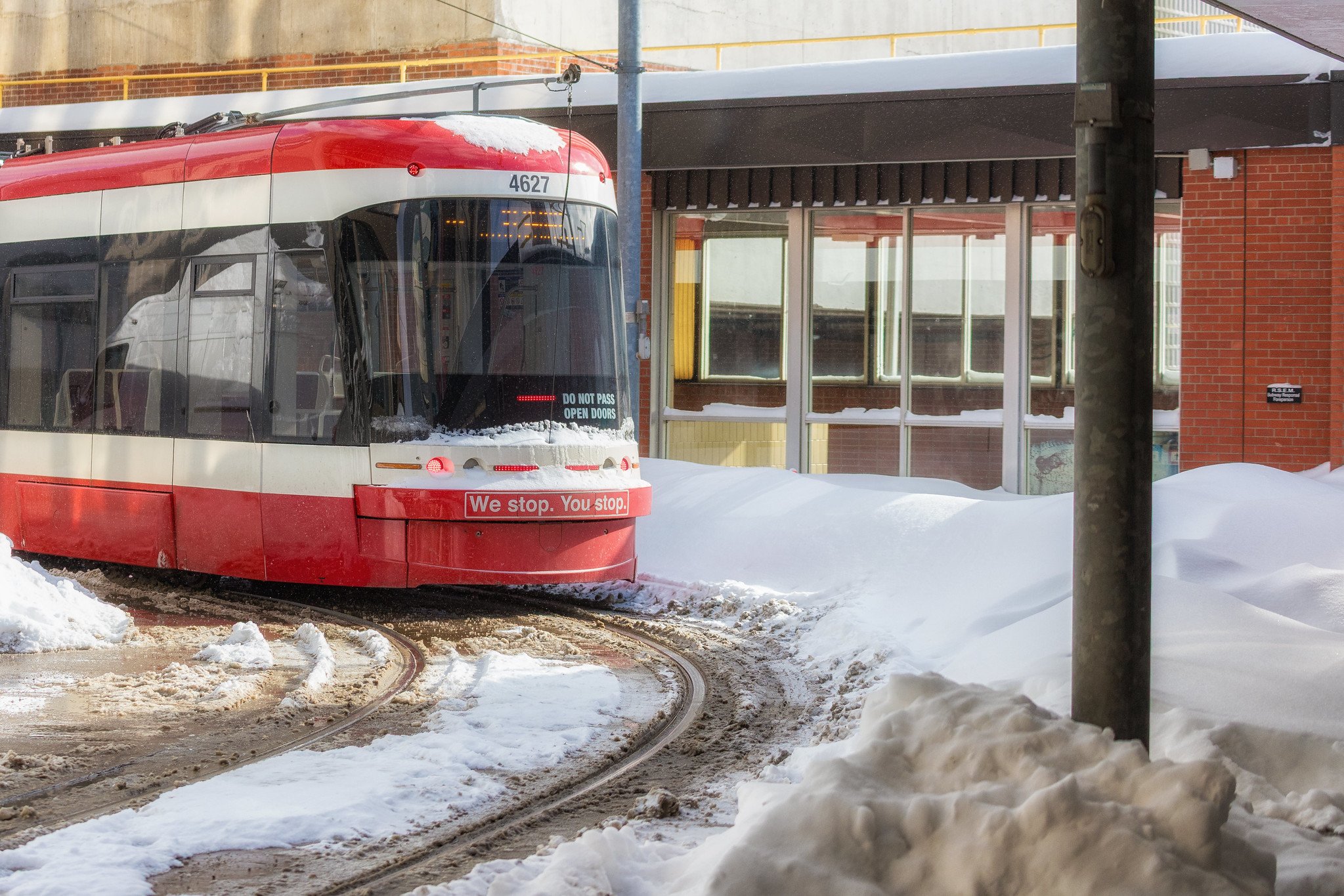 Winter Curve at St. Clair Station — January 26