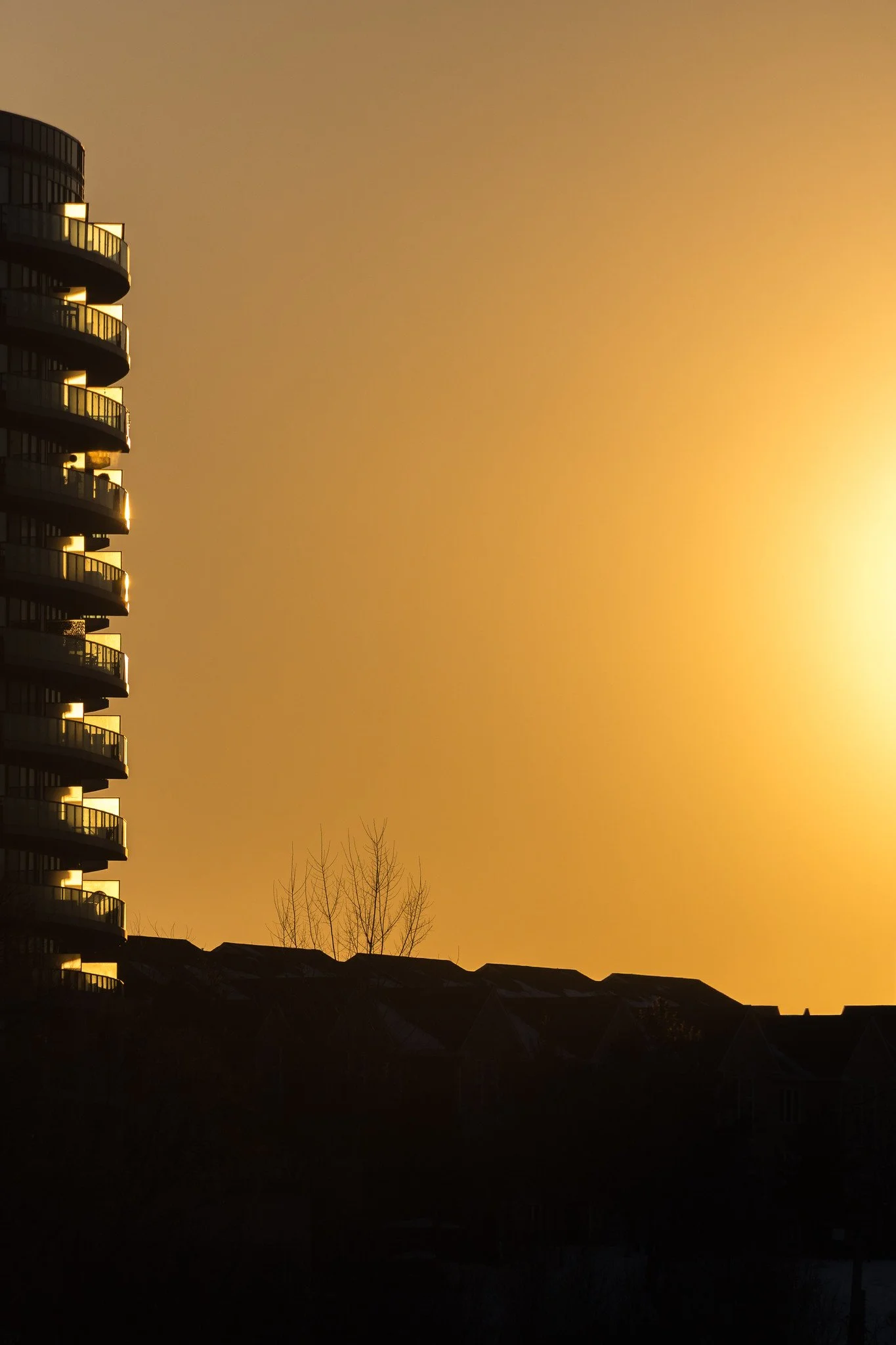 Looking West @ Sunnybrook Station (Line 5)