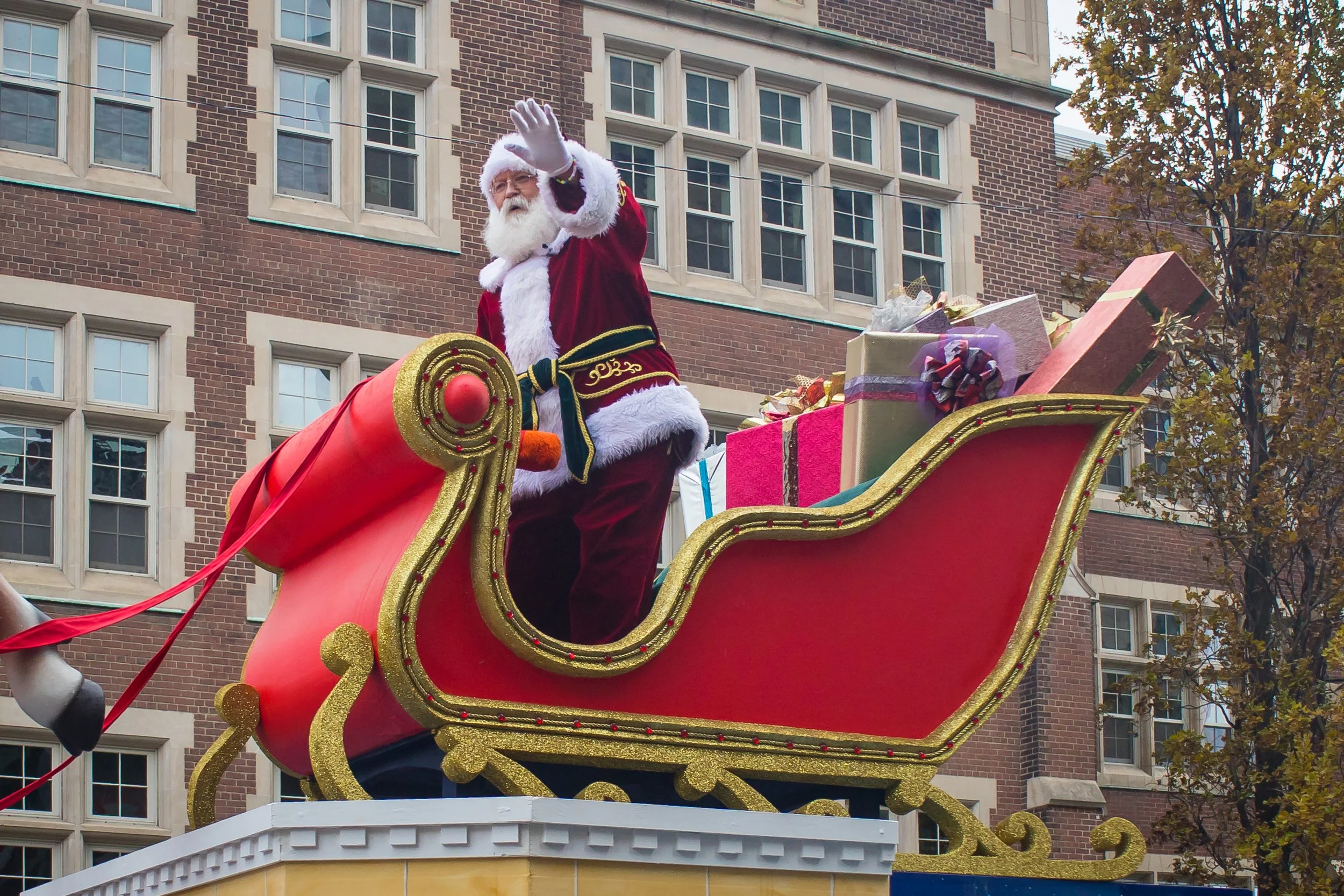 Santa Claus @ Toronto's 121st Santa Claus Parade