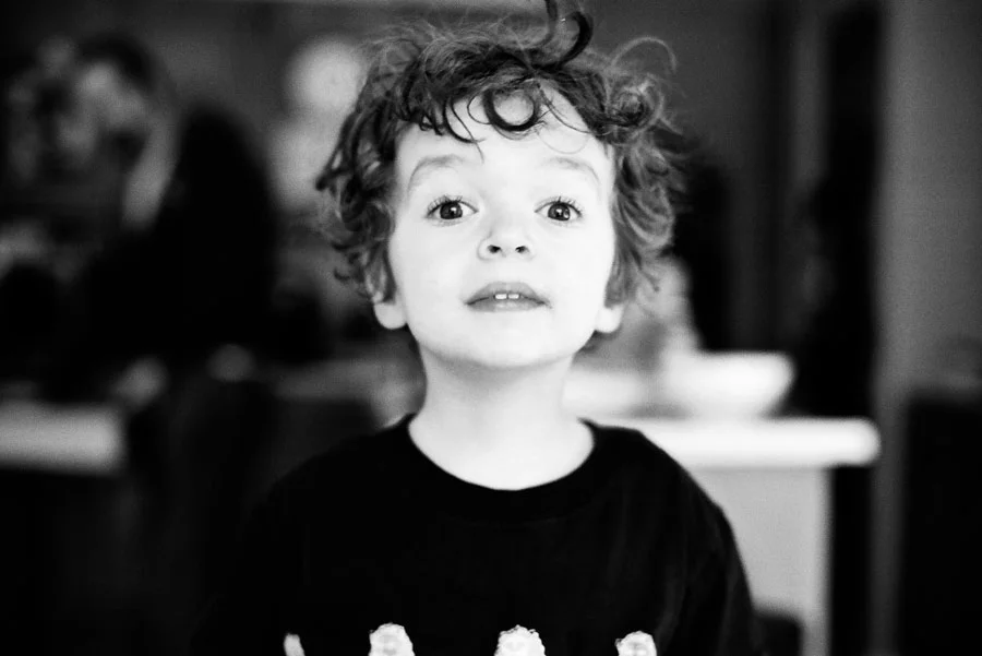 Les Enfants et Un Chien