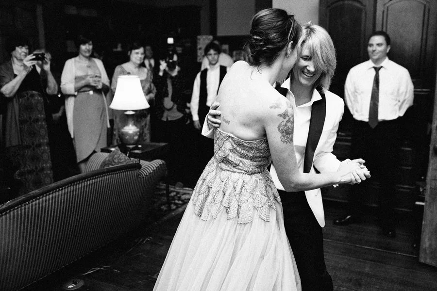 Two Girls and a Wedding at the Inn Above Onion Creek | Austin Wedding Photographer