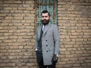MR. ERBIL: KURDISH DANDIES START IRAQ’S FIRST FASHION CLUB It's not just about bringing fashion to Iraq. For these Kurdish peacocks it's also about promoting a positive image of their homeland to the world - Vocativ