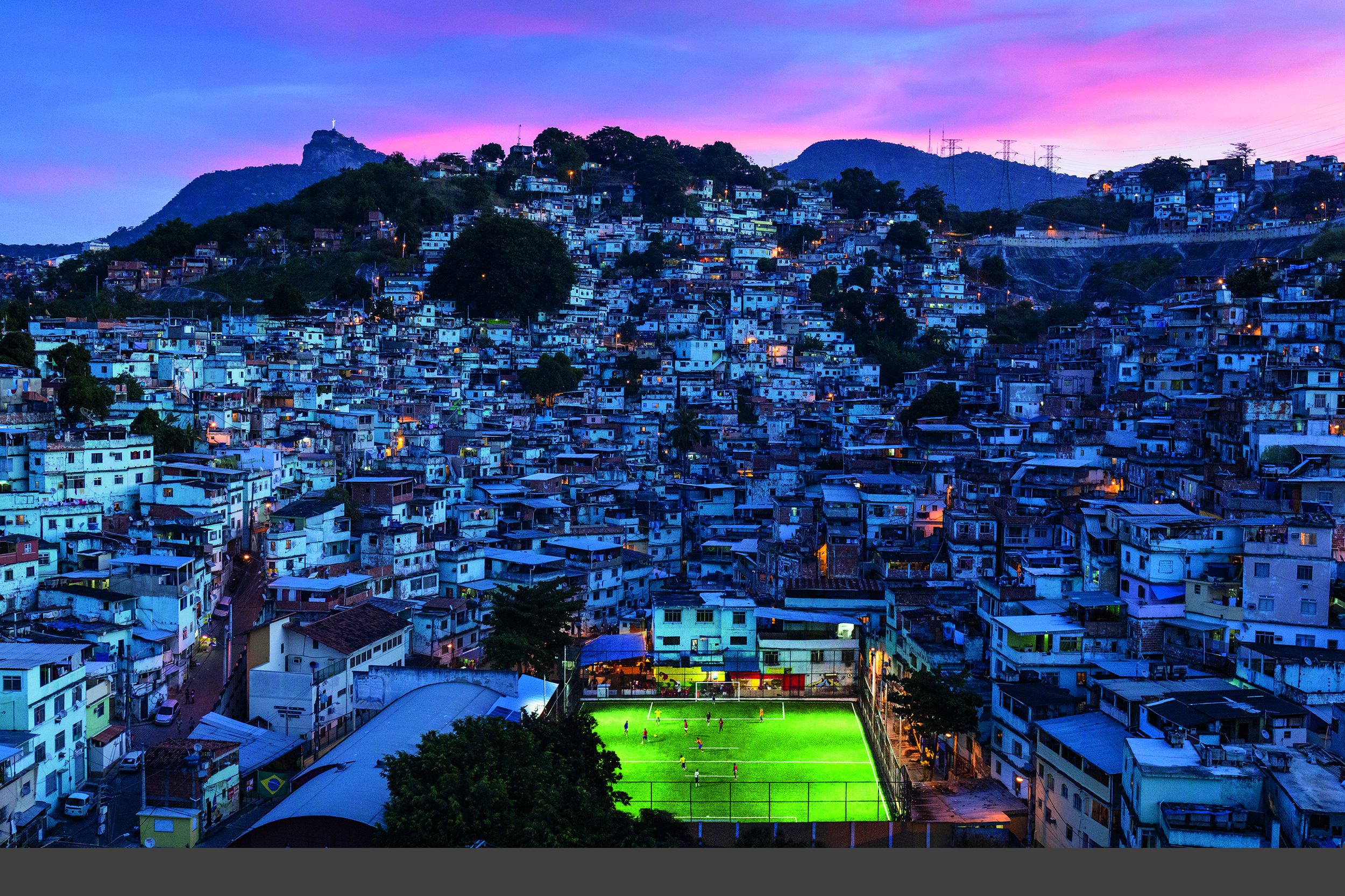 JWT_shell_rio_football_favela_1.JPG