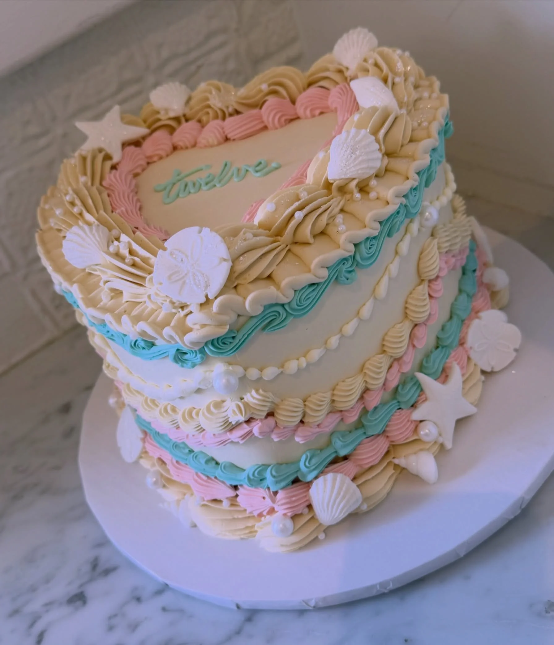 Ready to soak up the last beach days of the summer🌊☀️

#sweetandflour #secaucus  #njbakery #customcakes #njeats