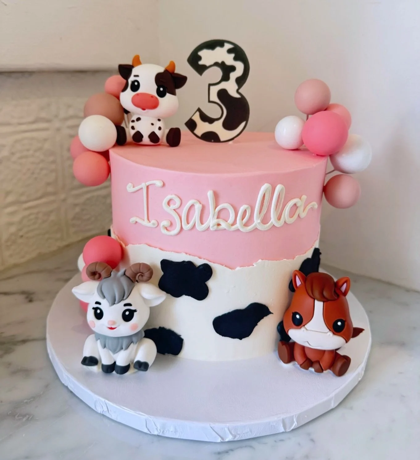 💗🤍🖤

#sweetandflour #secaucus  #njbakery #customcakes #njeats