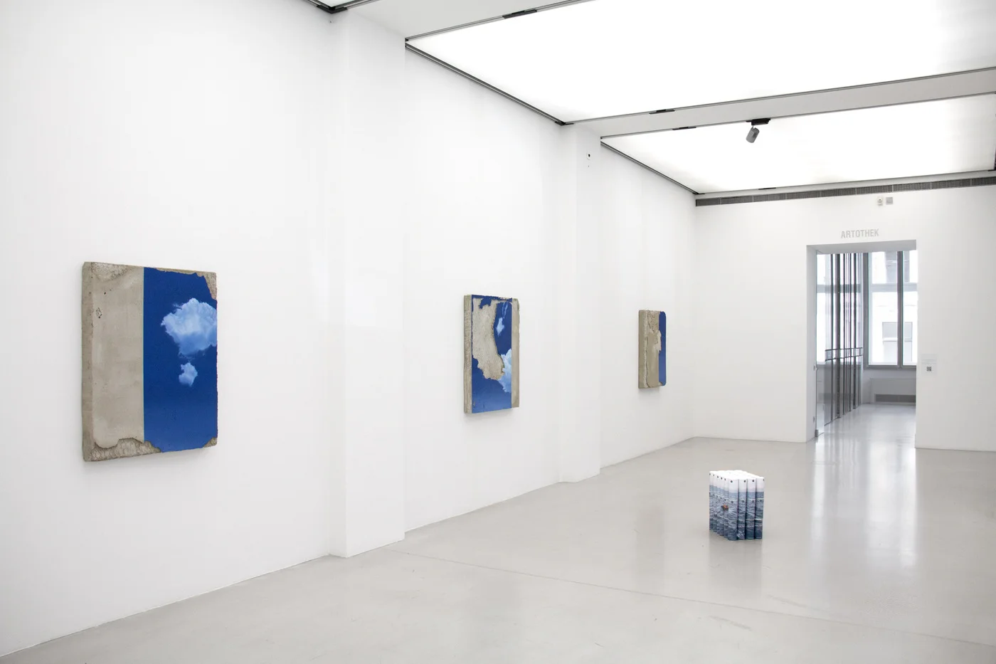 Seamless (installation shot), MUSA Gallery, 2016