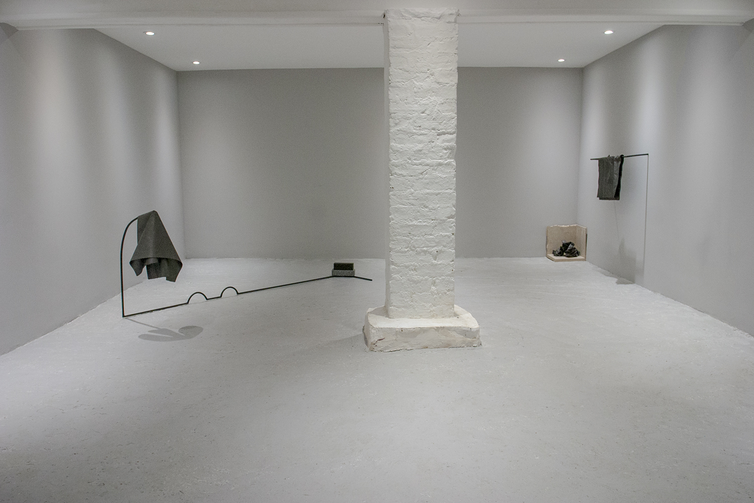 Alan Magee: Some days I'm thinking, Some days I'm dreaming Wide (Old New Cross space)