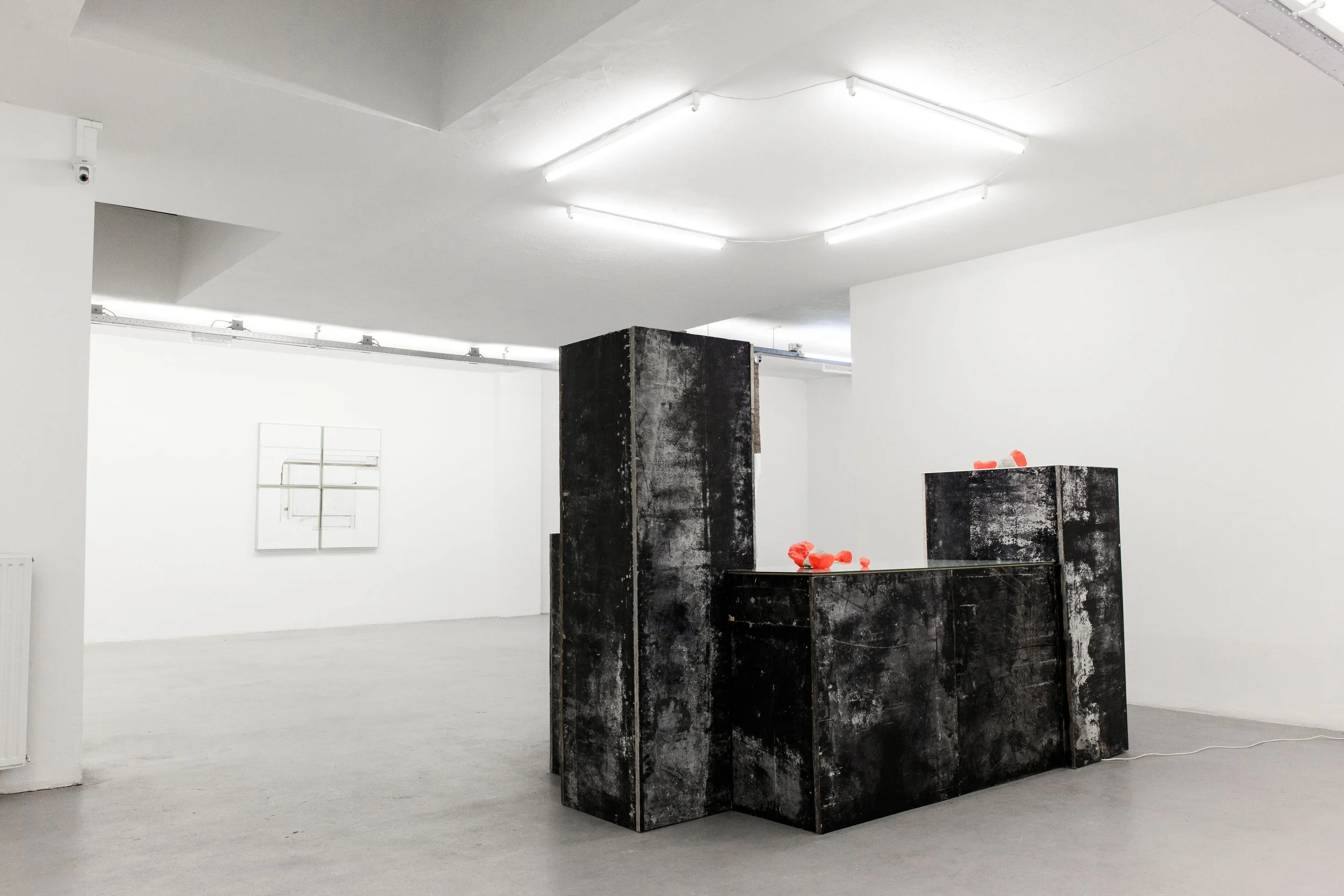 Black white, 2016, installation