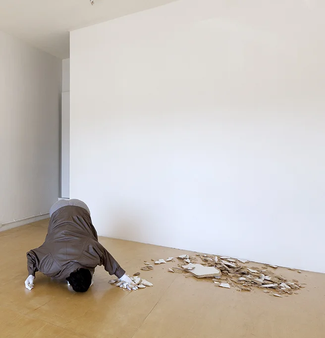 "Signora E" 2016 Installation view: Knulp, Sydney Photo credit: Amanda Williams