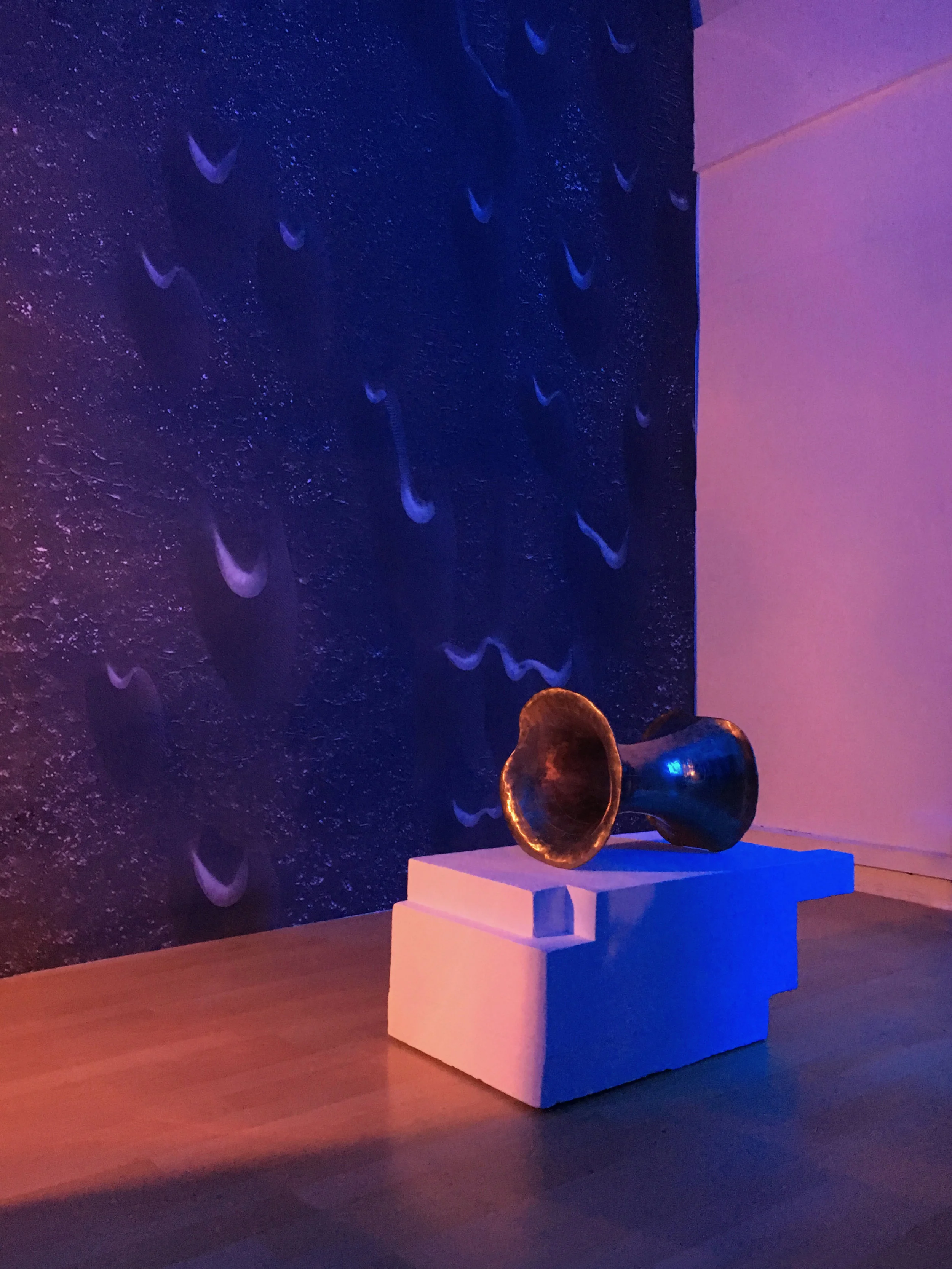 ‘Wormhole Bell’ Raum Z13 2019