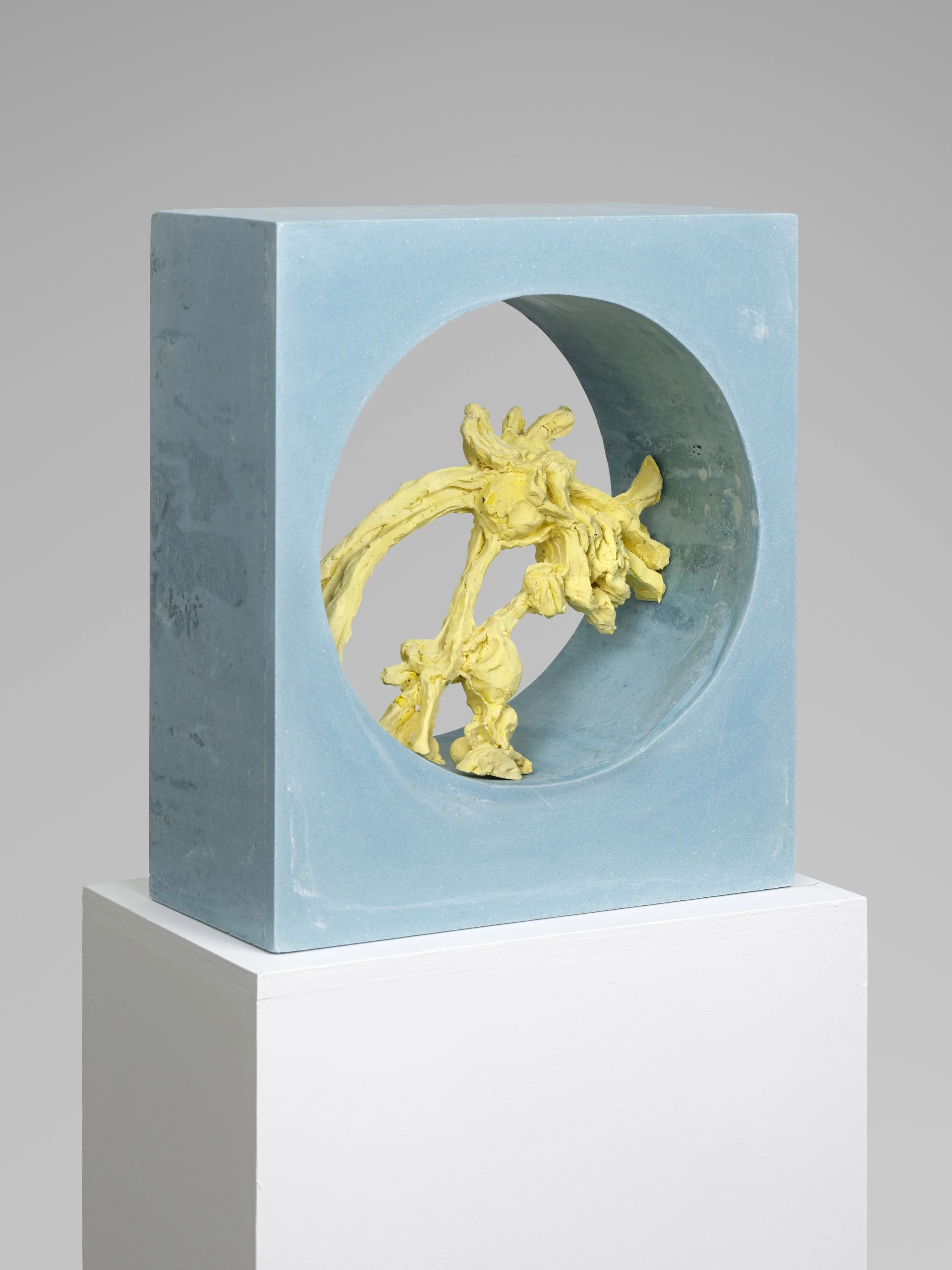 Lucy Teasdale Buzz Buzz Acrystal 2026 32 x 29 x 14 cm 