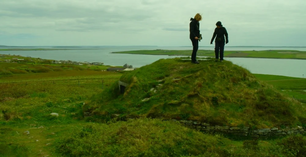 About to descend into Taversoe Tuick, Rousay