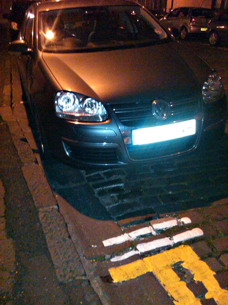 Not quite in that Edinburgh parking bay. Ooops.