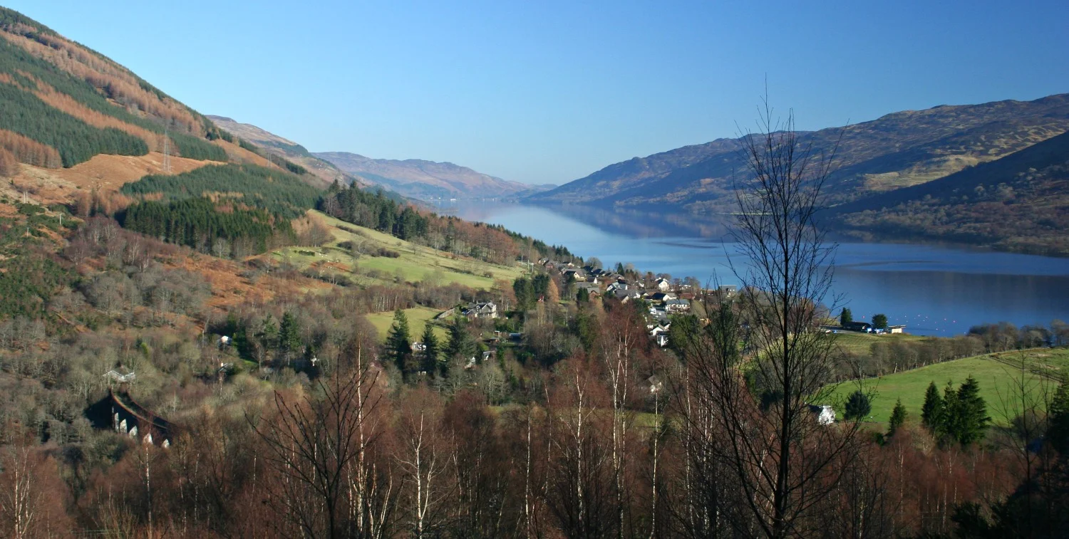 Looking east down Loch Earn, over Lochearnhead, from the old railway
