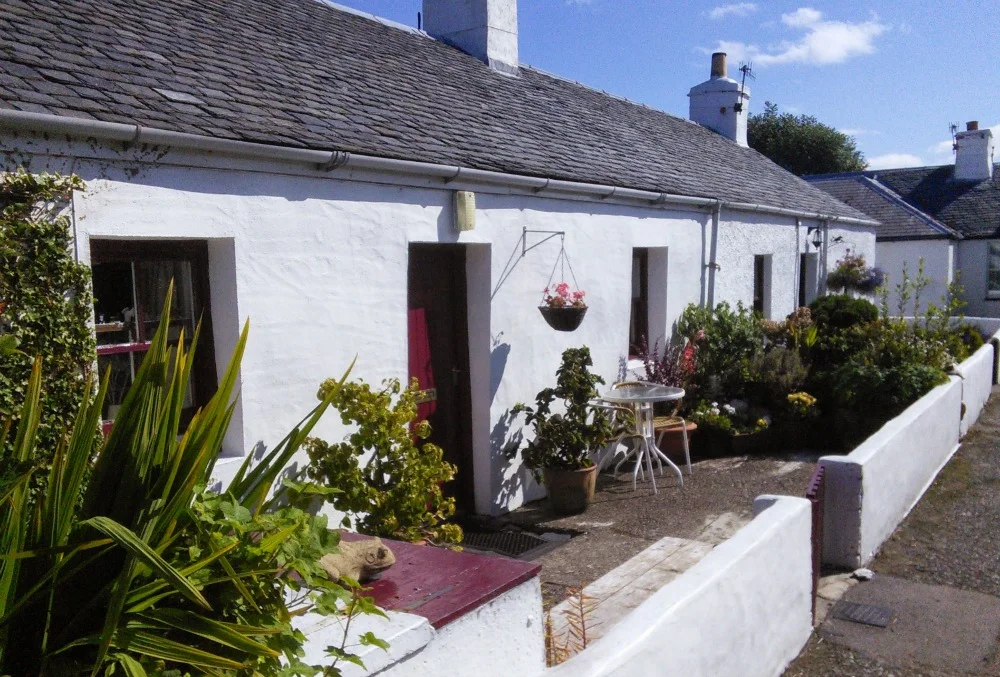 Cottages at Ellenabeich