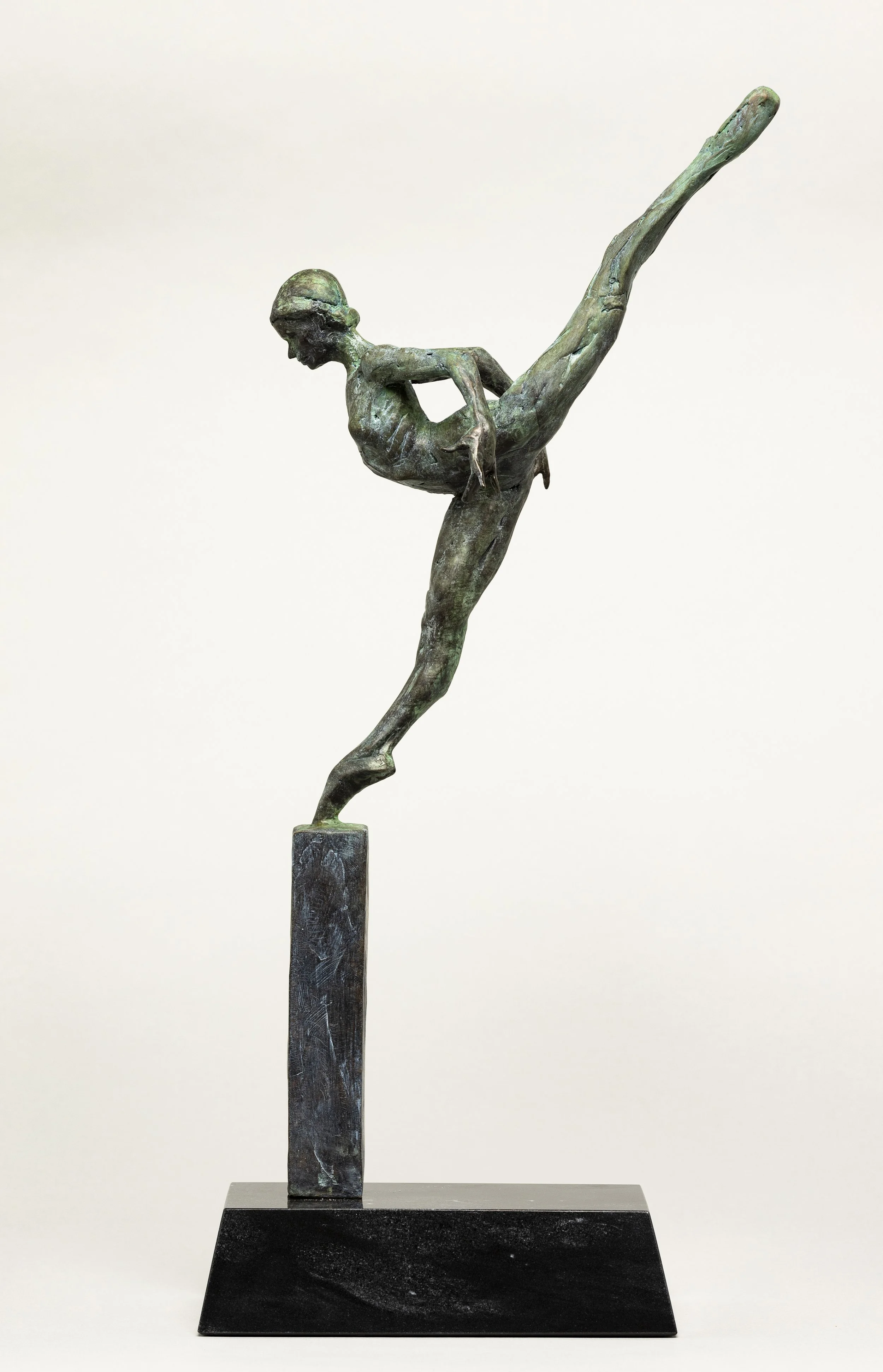 "En Point Maquette"

 

 Bronze   1/6 LifeSize  Limited Edition  