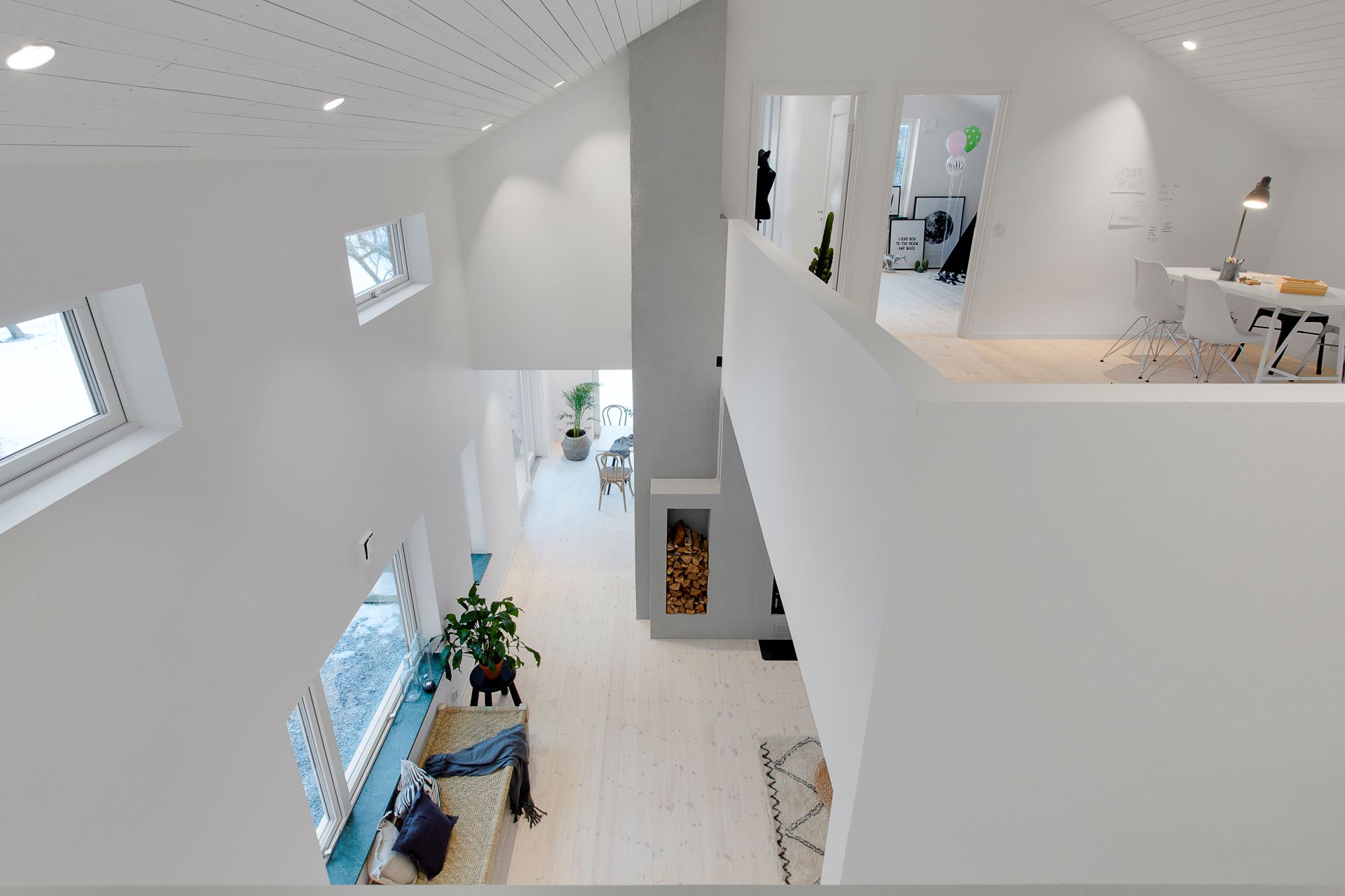 Modern Scandinavian home - indoor balcony.