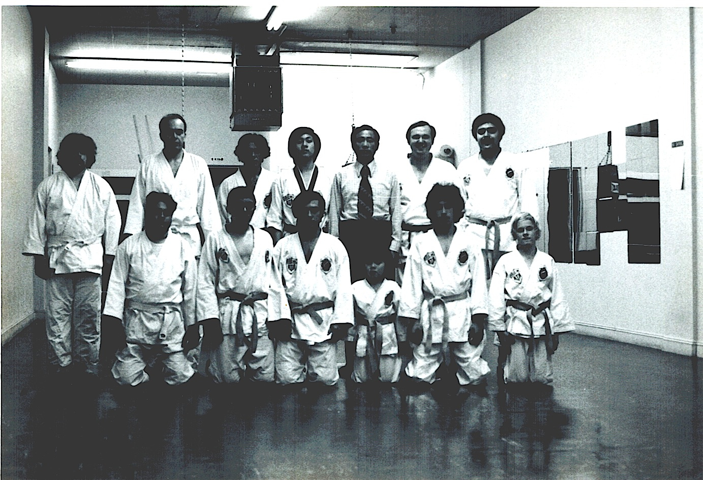 15 GM Kang running his first school Nov 1975.jpg