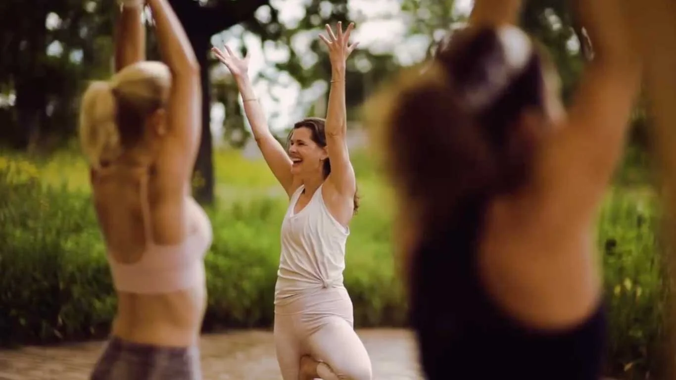 amy-owen-yoga-header.jpg