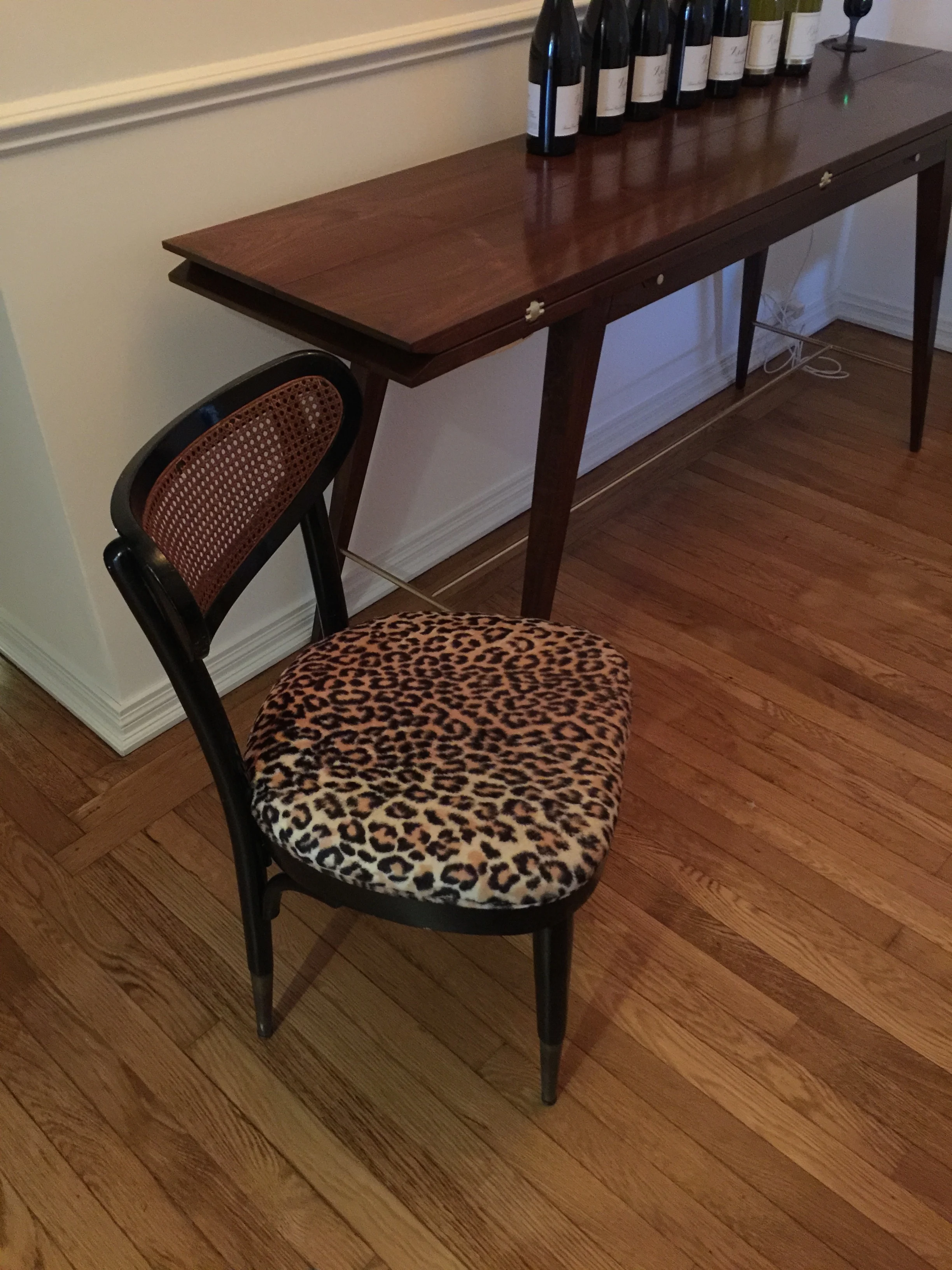 Foyer entry dining