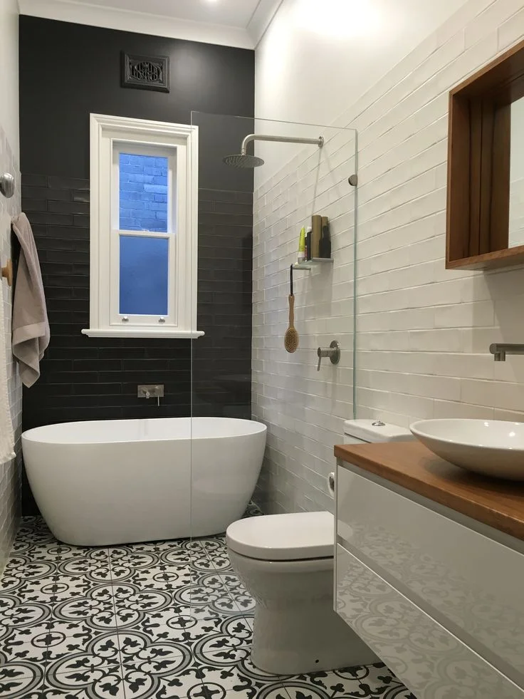 9638a9afeb987bb6b8a498638ac8f529--bathroom-flooring-subway-tiled-bathroom.jpg