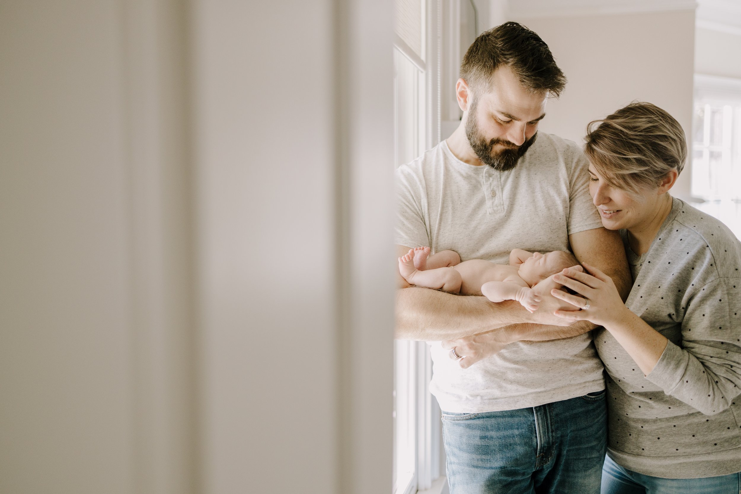 lifestyle newborn photographer atlanta 