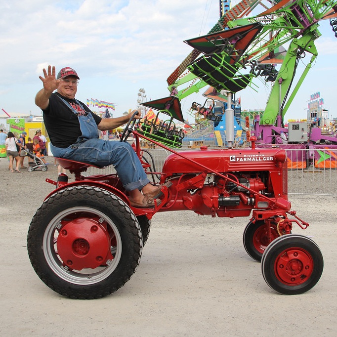 tractor+parade.jpg