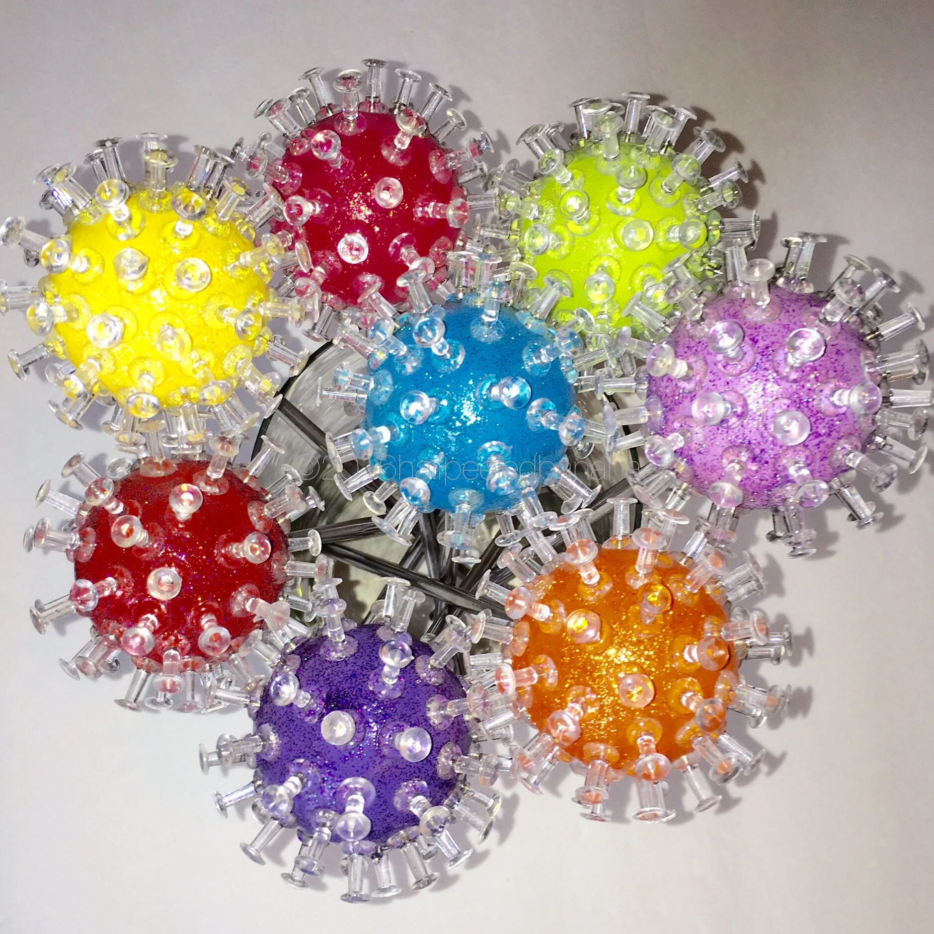 naked pins flowers... they don't have their dots on!!