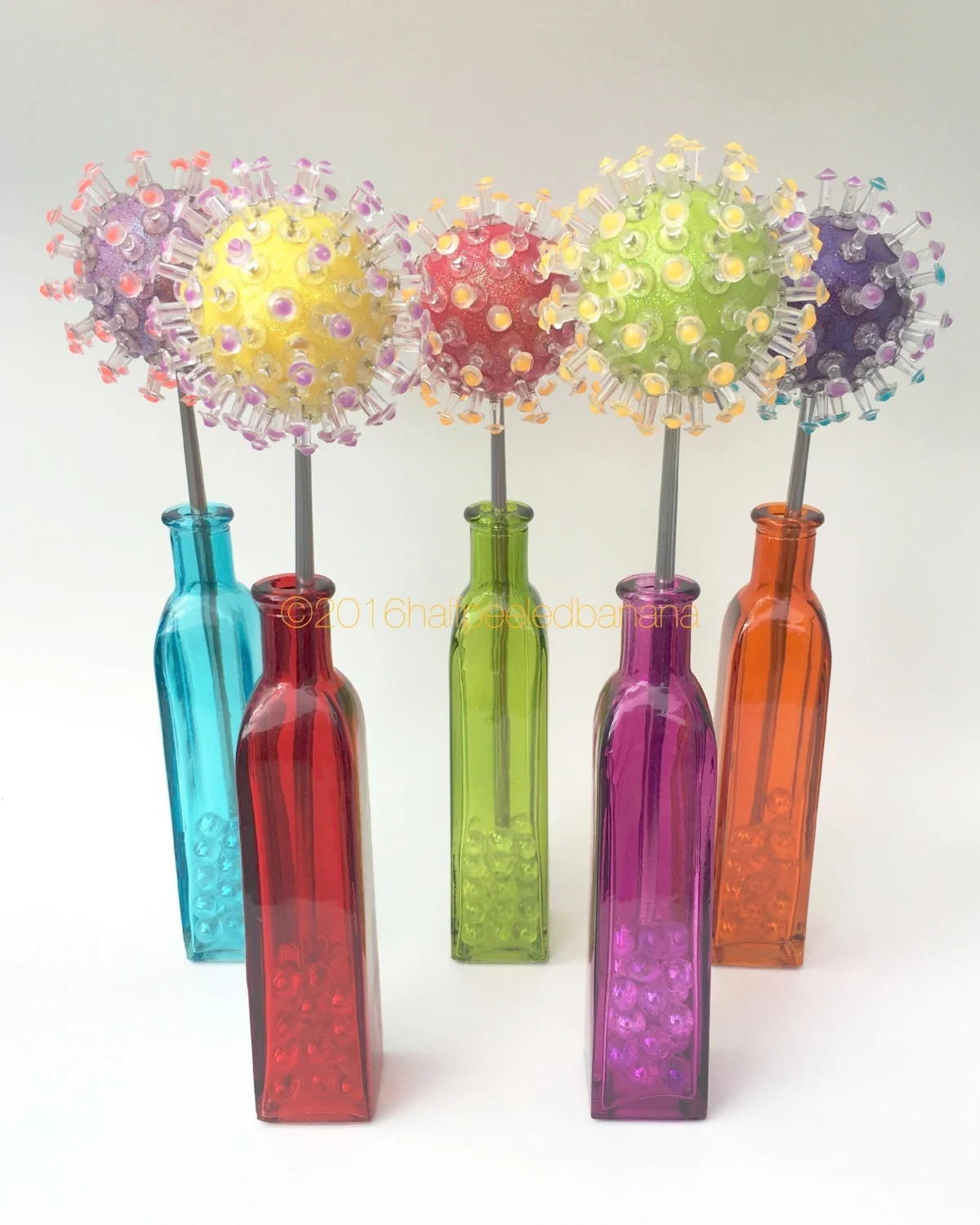 fun & funky for your home or office - push pin flowers!